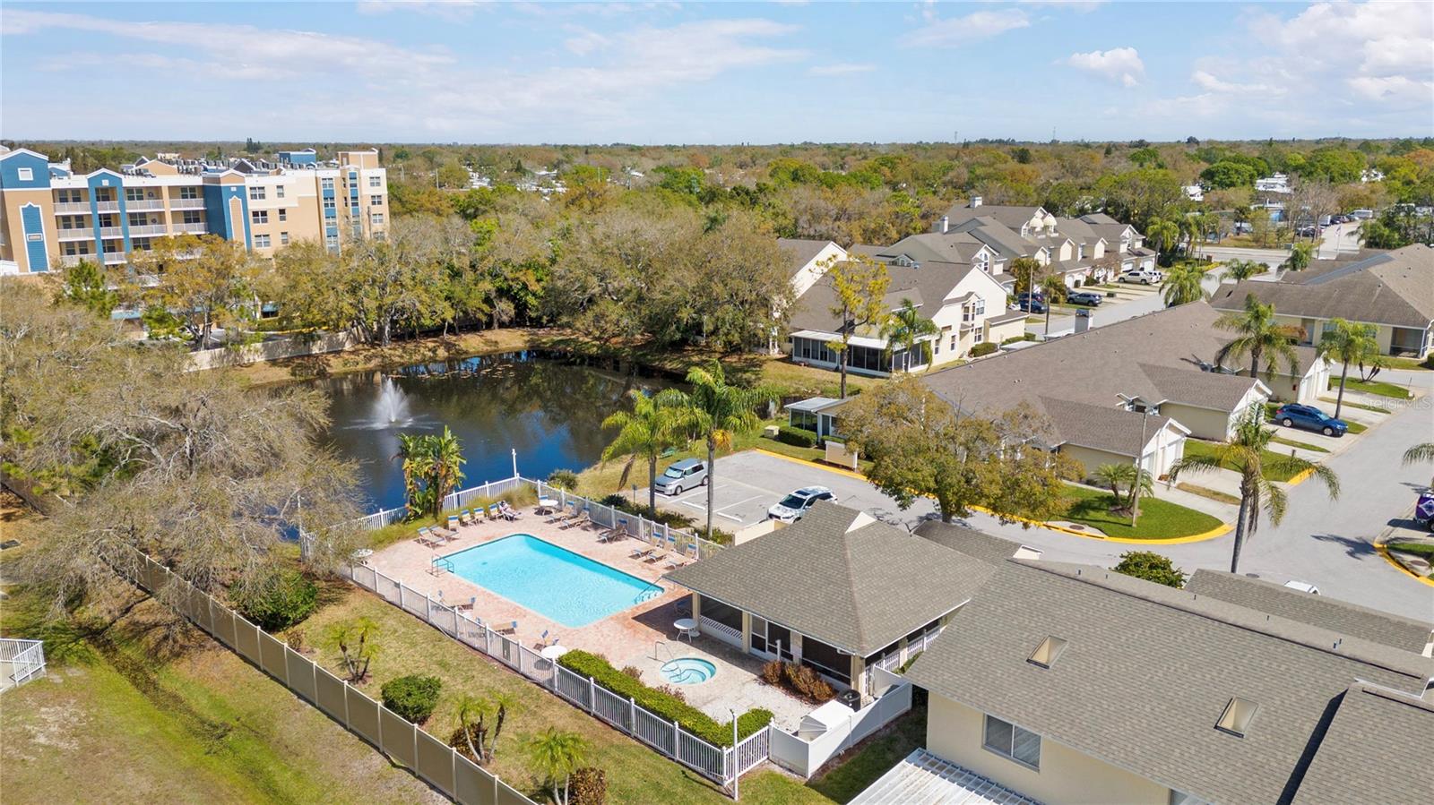 1050 STARKEY RD #2102