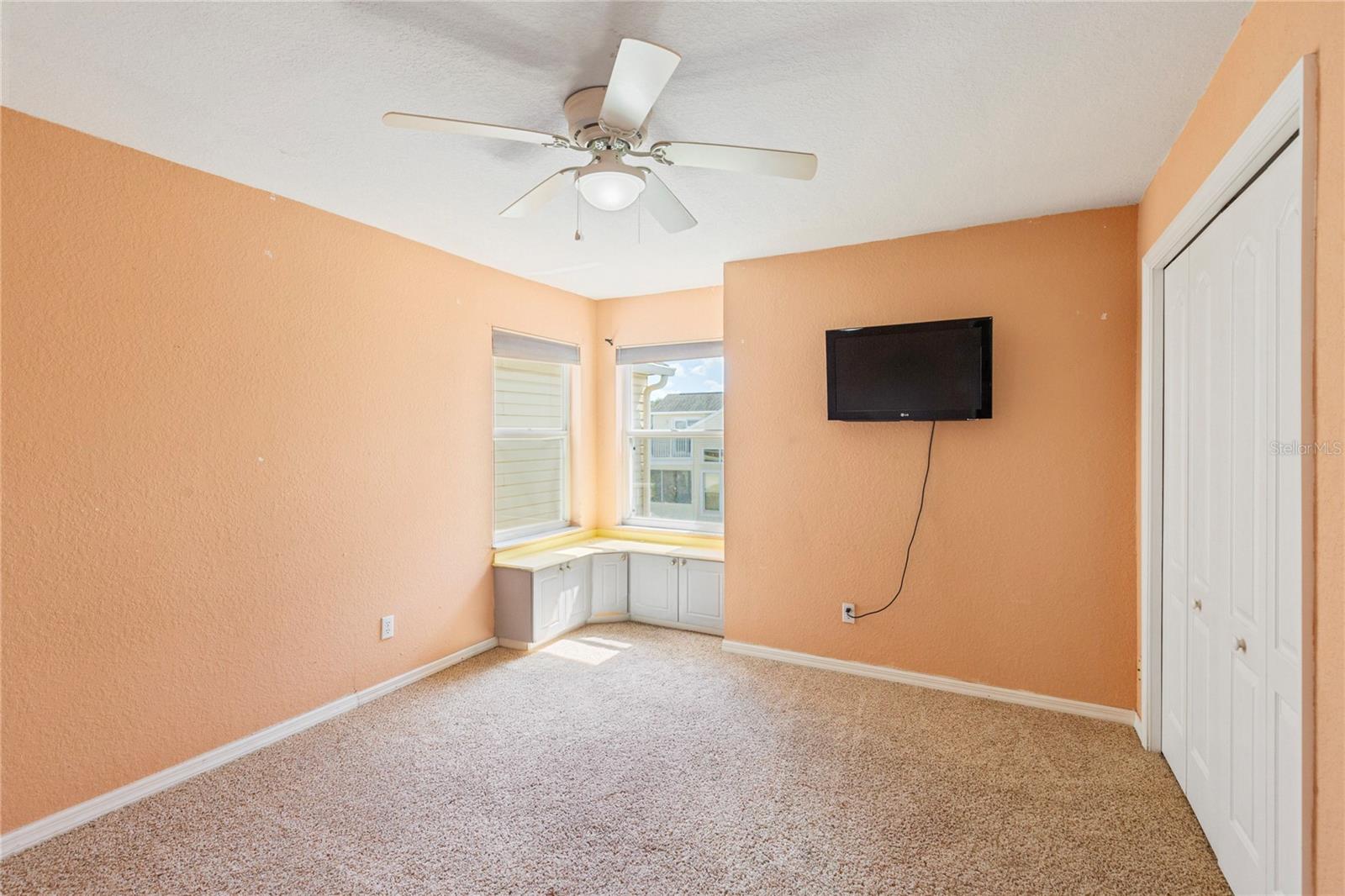 1050 STARKEY RD #2102