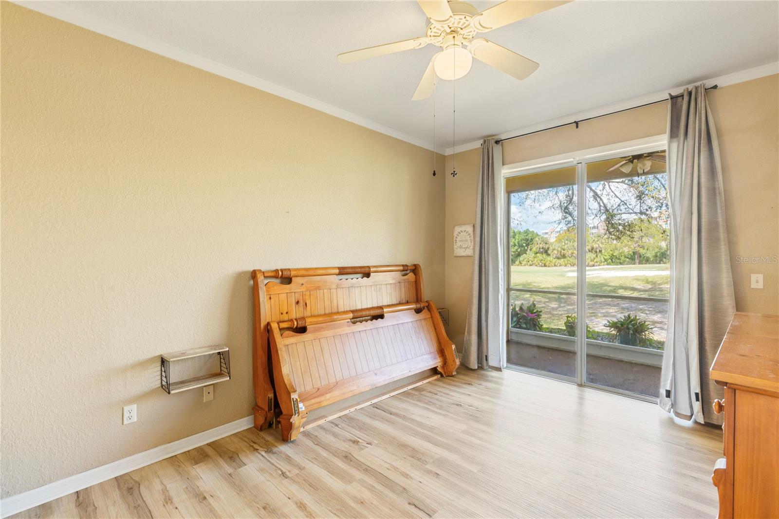 1050 STARKEY RD #2102