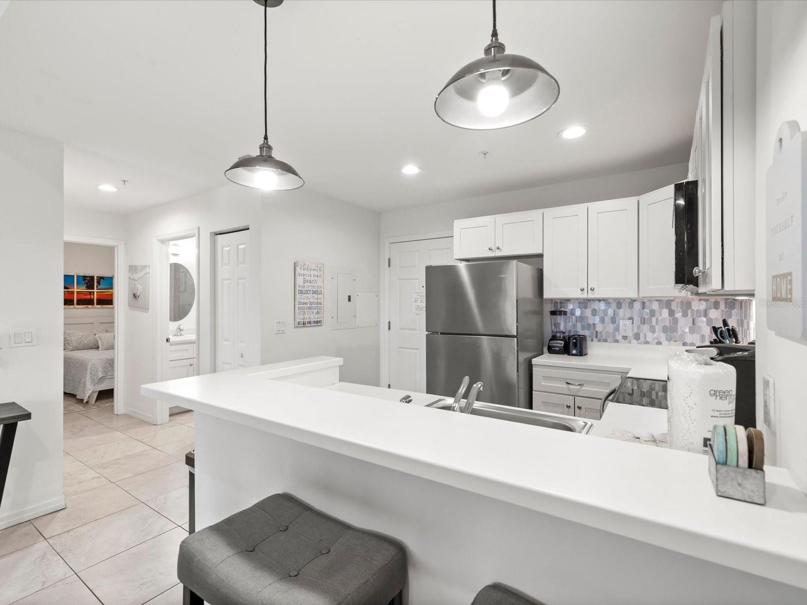 13101 GULF BLVD #1304