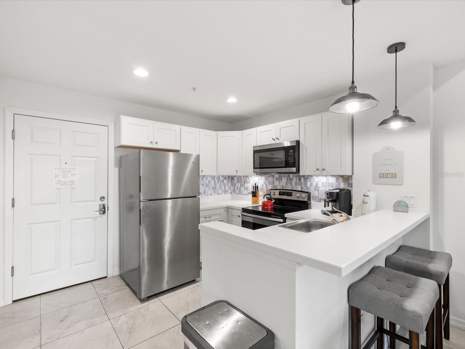 13101 GULF BLVD #1304