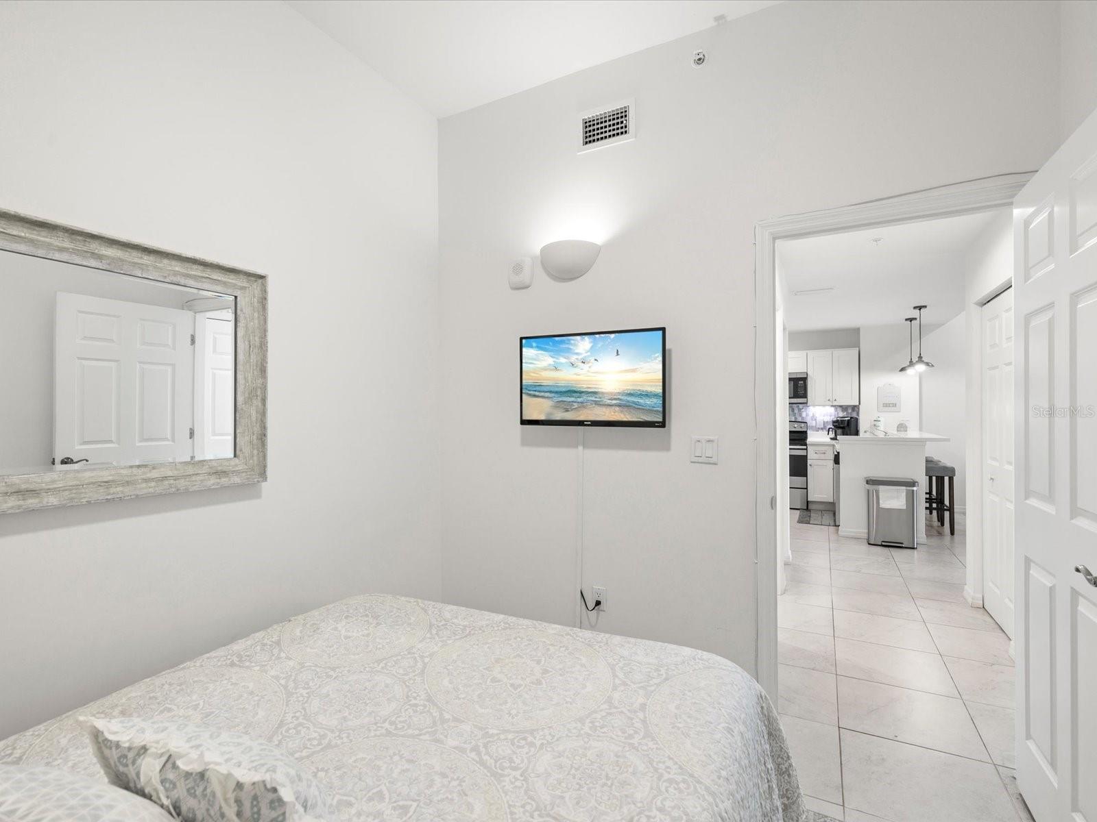 13101 GULF BLVD #1304