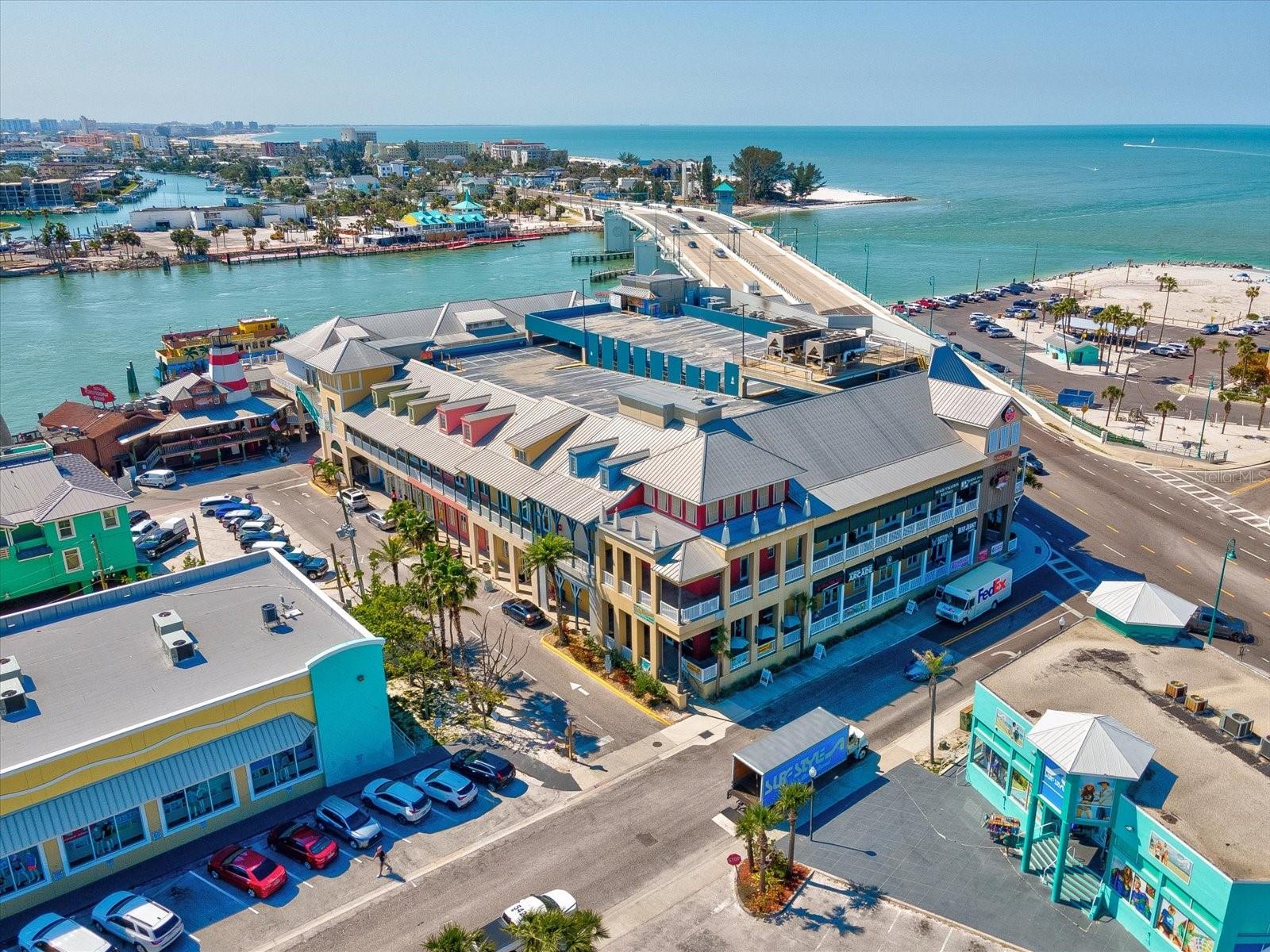 13101 GULF BLVD #1304