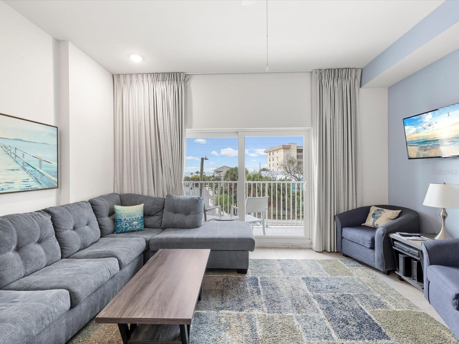 13101 GULF BLVD #1304