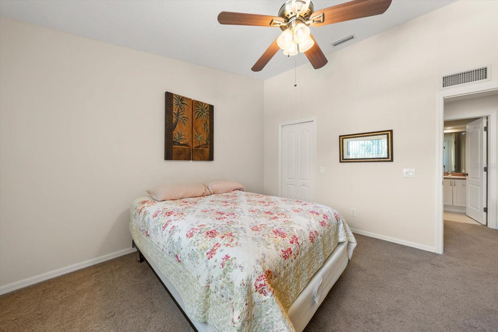 1620 RACHEL CT