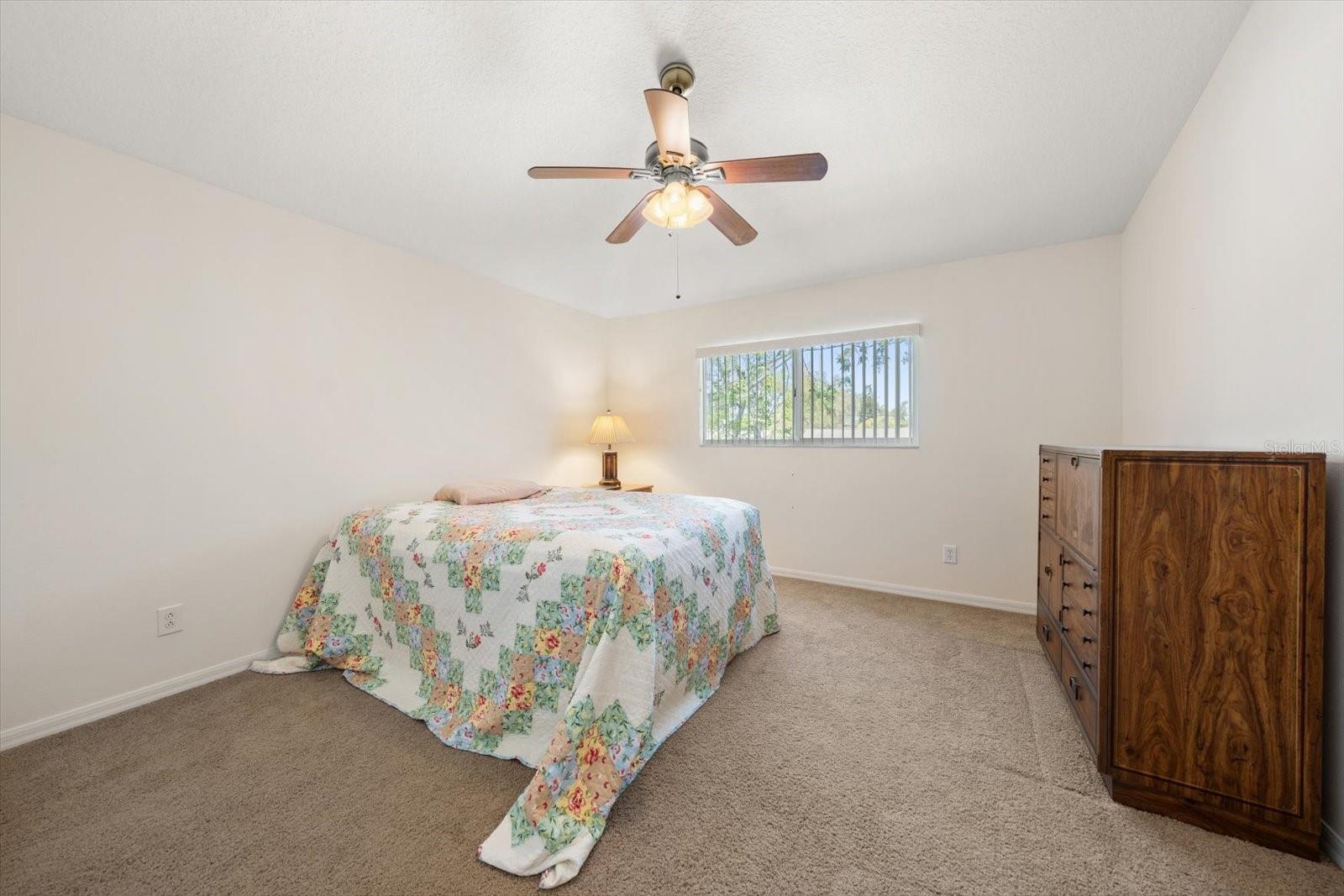 1620 RACHEL CT