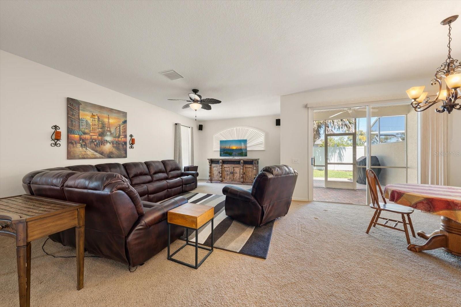 1620 RACHEL CT