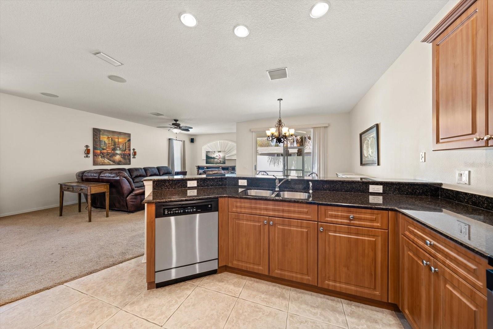 1620 RACHEL CT