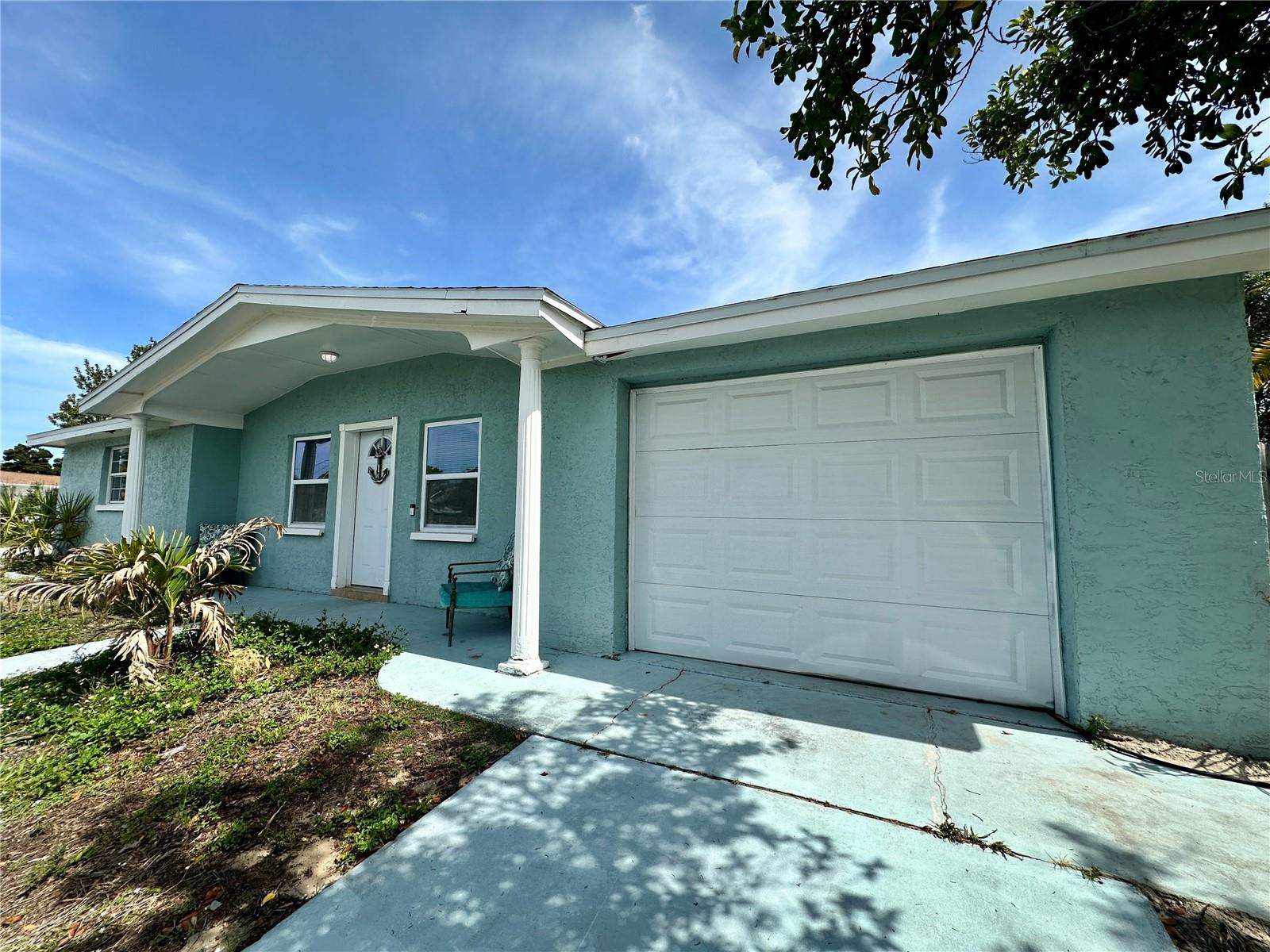 3240 BRIAR CLIFF DR