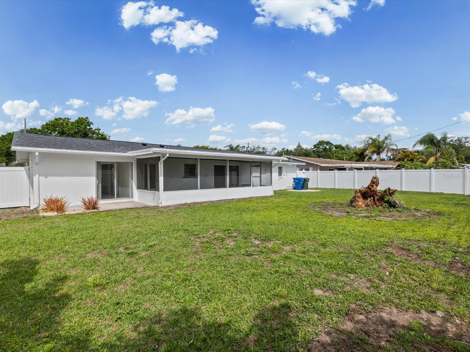 865 IMPERIAL DR