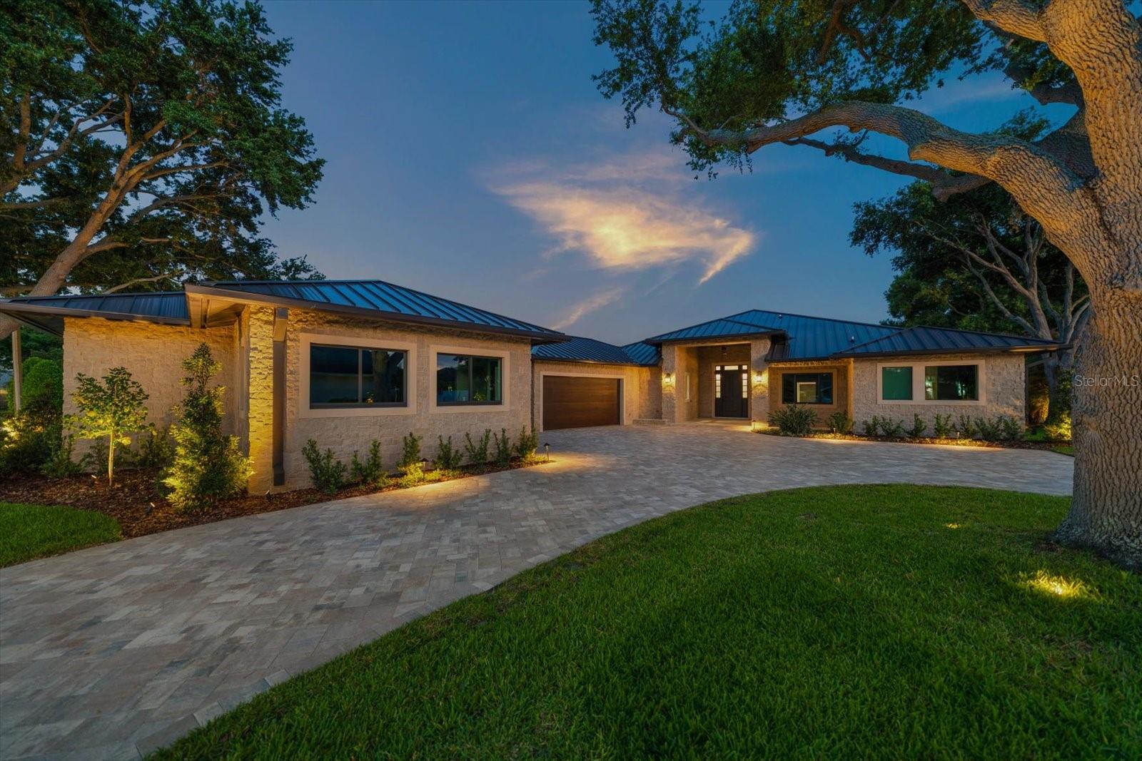 19 HIBISCUS RD