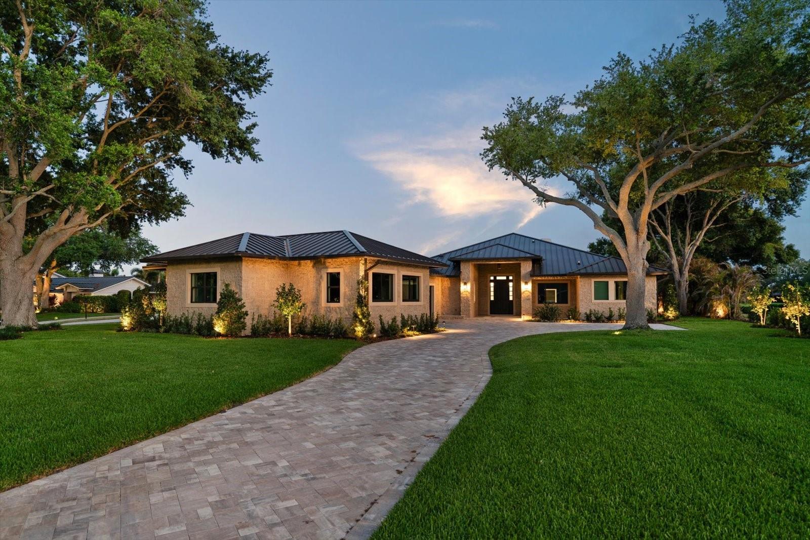 19 HIBISCUS RD