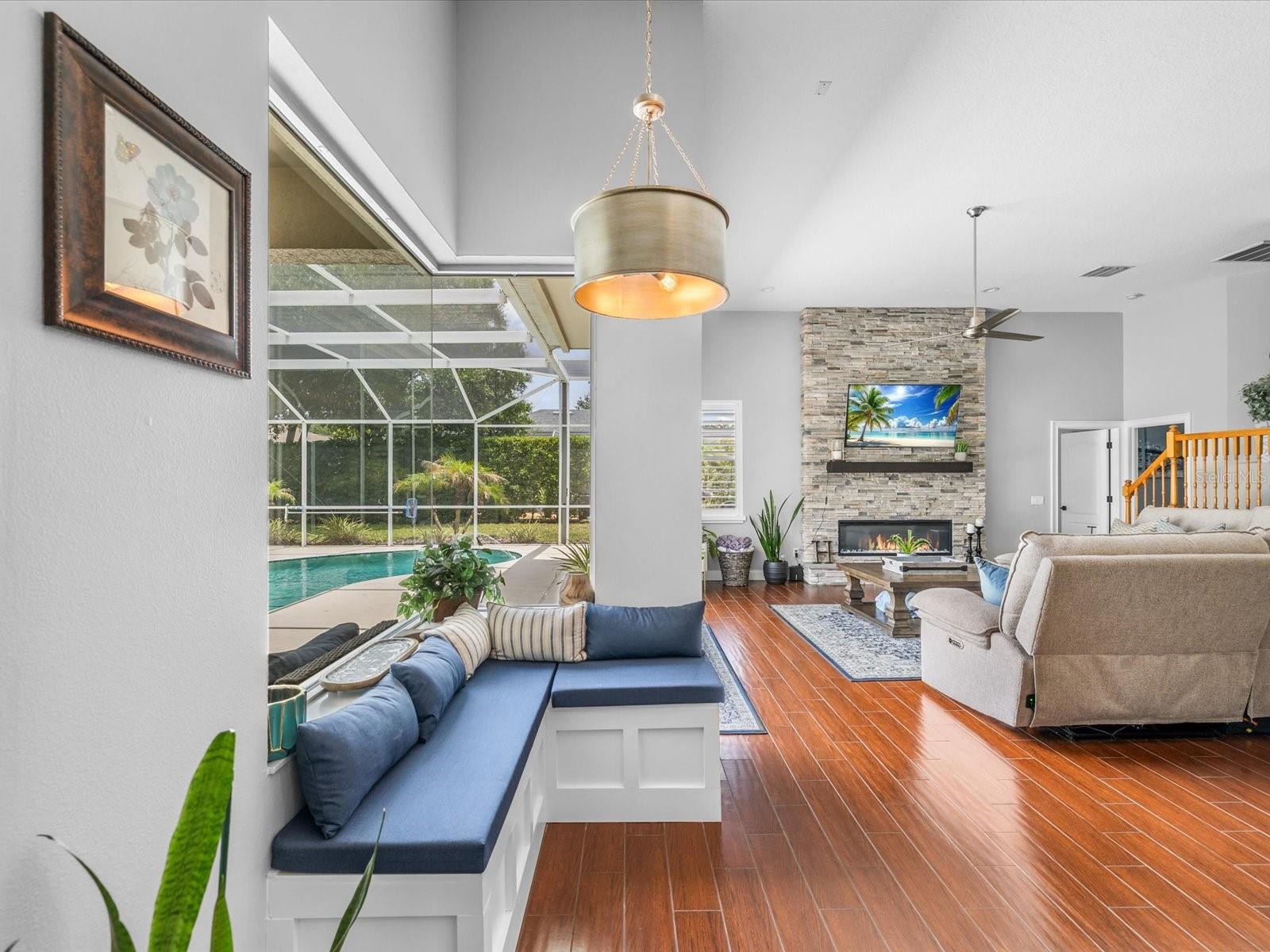 19119 LARCHMONT DR