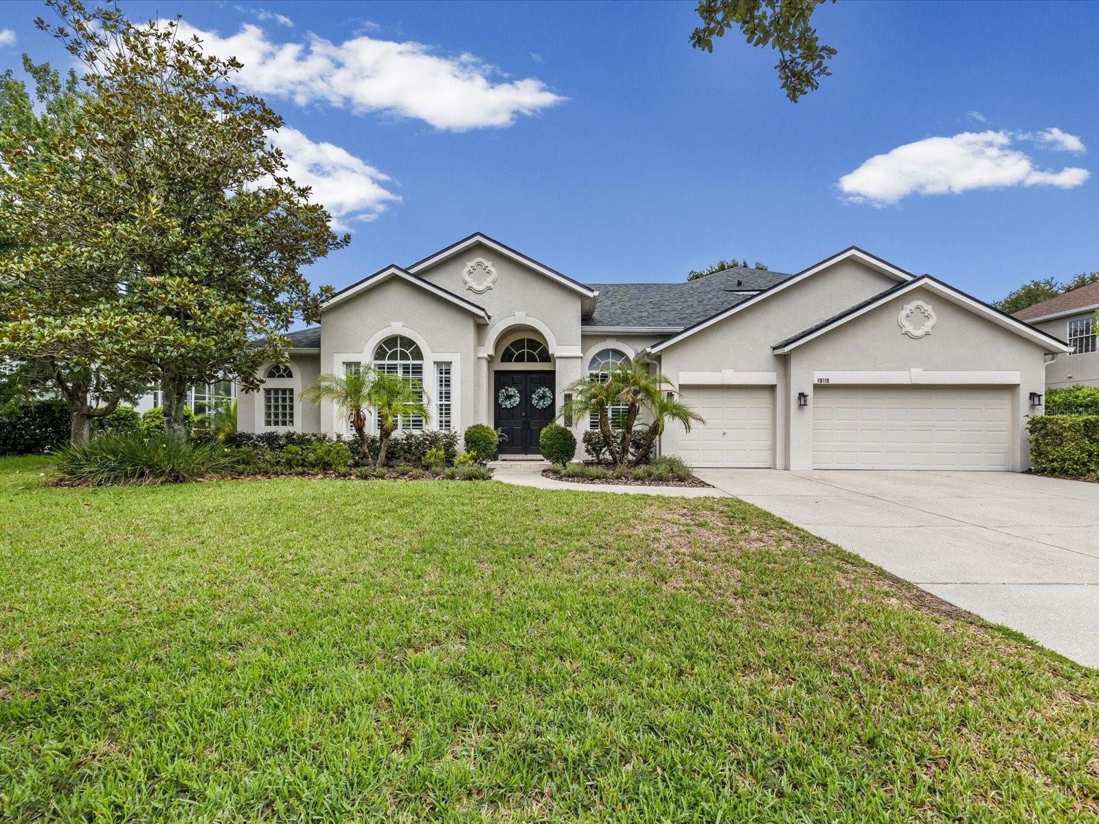 19119 LARCHMONT DR