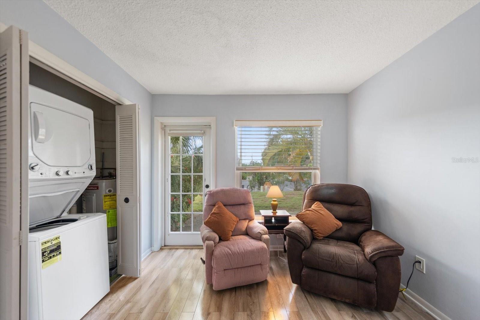 1668 S LAKE AVE #2