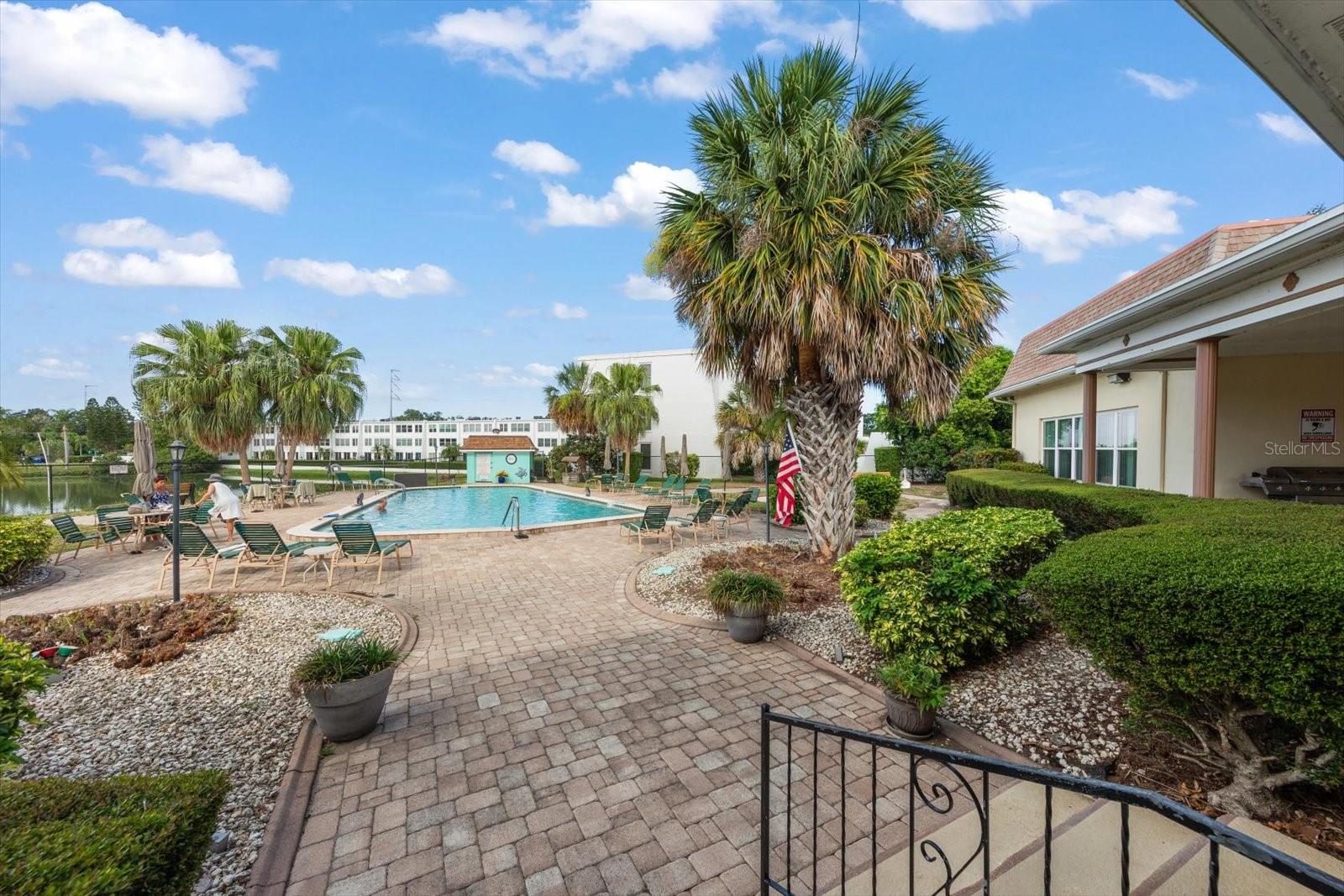 1668 S LAKE AVE #2