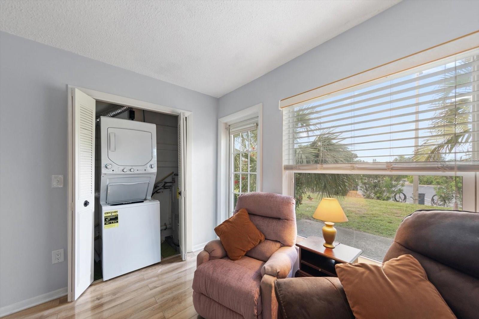1668 S LAKE AVE #2