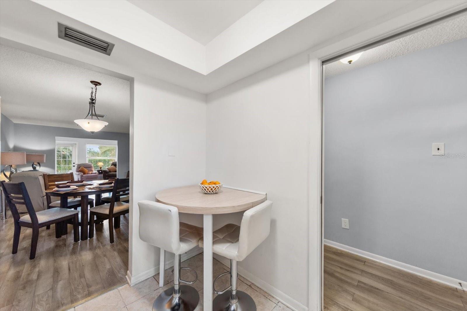 1668 S LAKE AVE #2