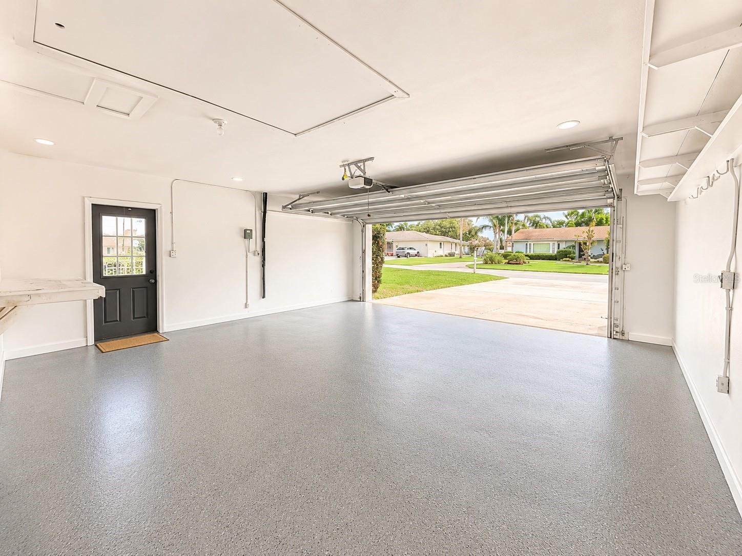 810 ALLAMANDA DR