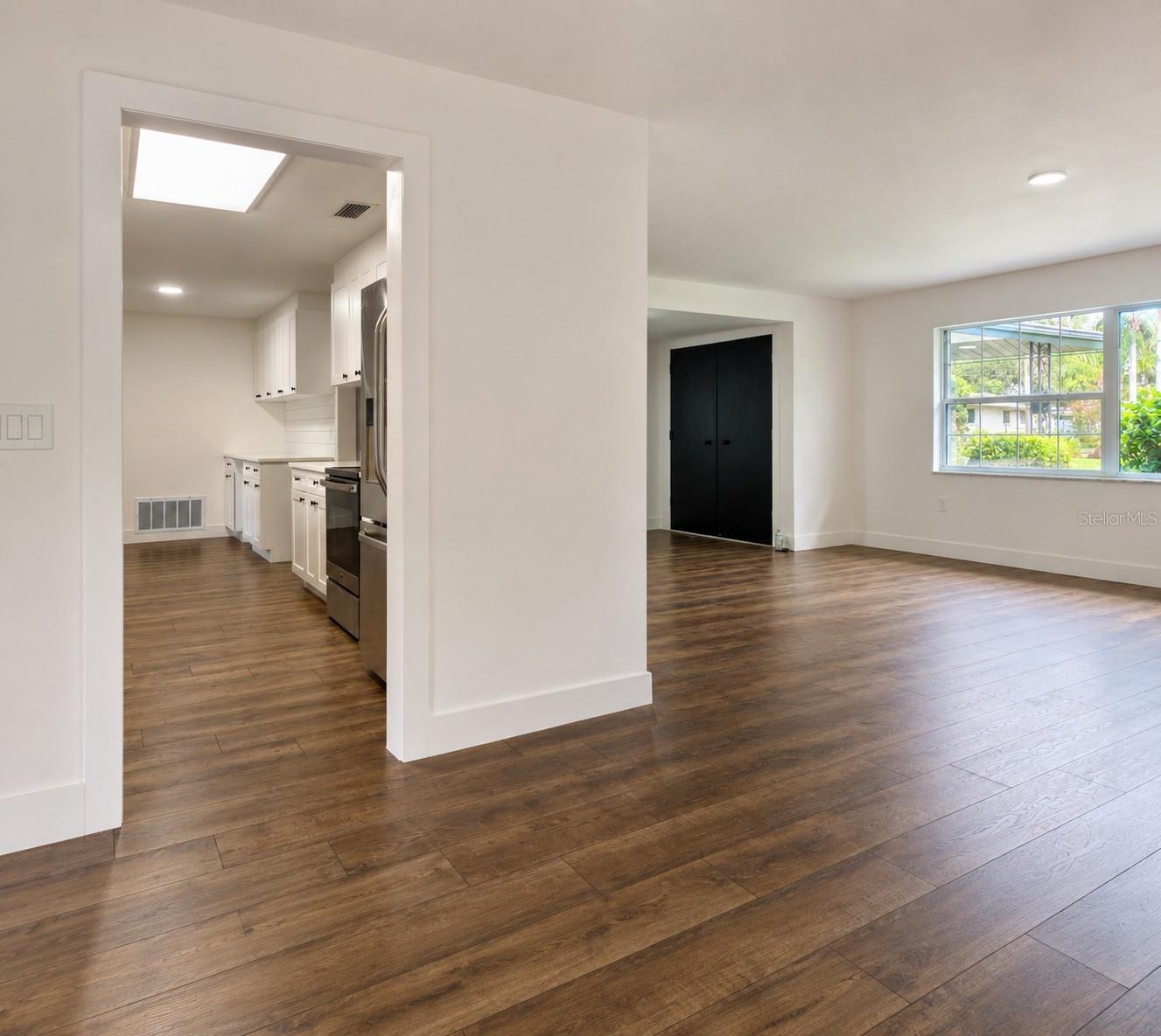 810 ALLAMANDA DR