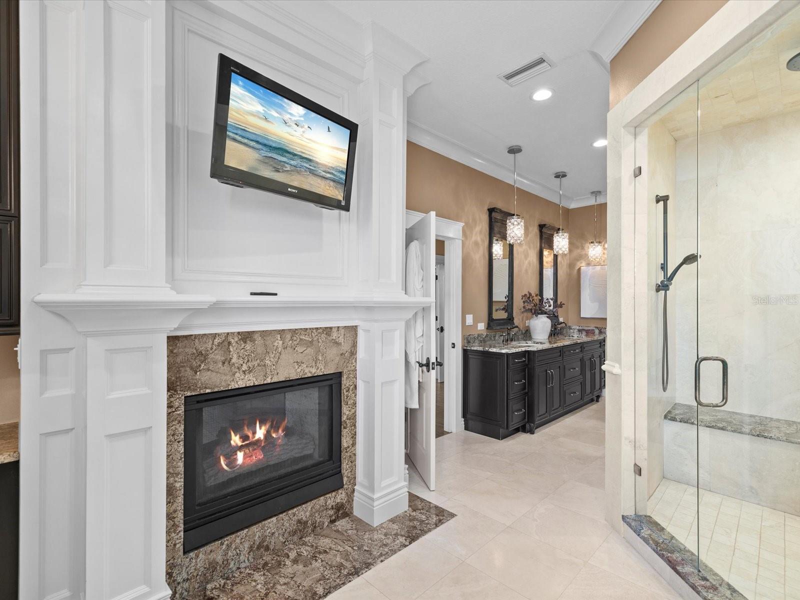 2057 N POINTE ALEXIS DR