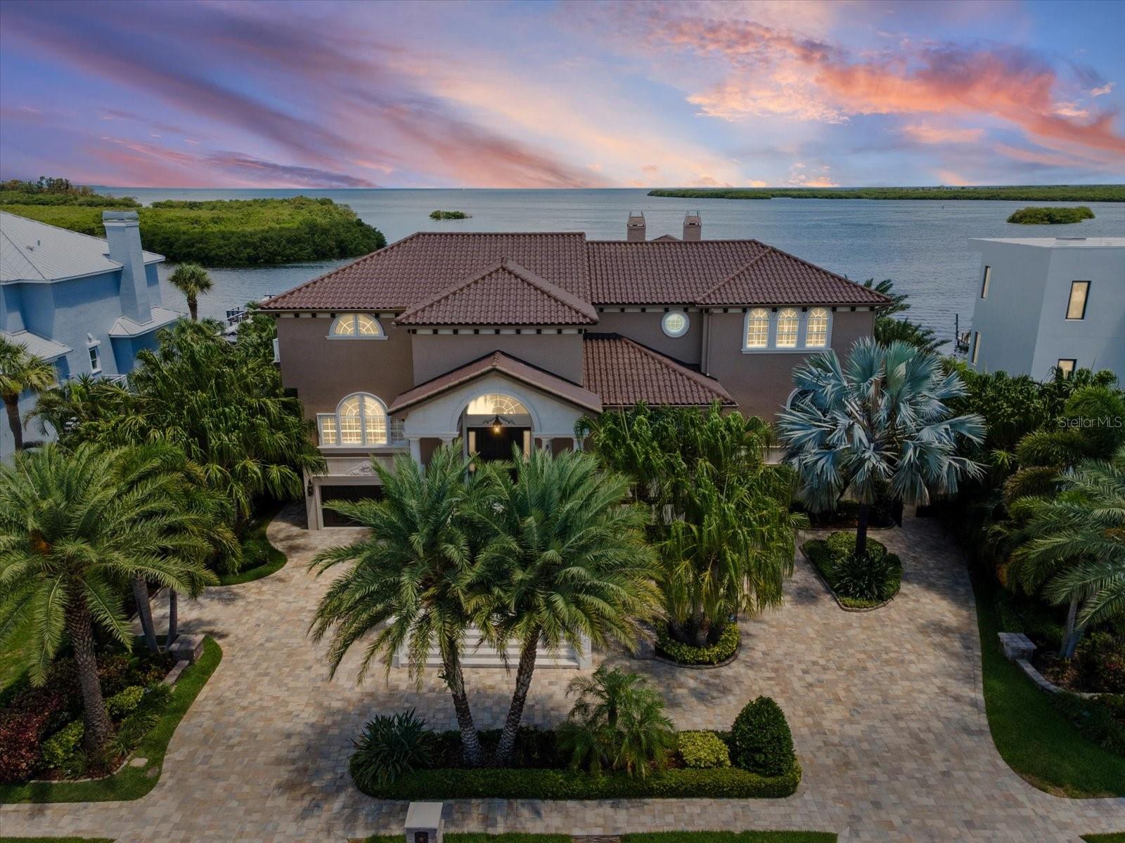 2057 N POINTE ALEXIS DR
