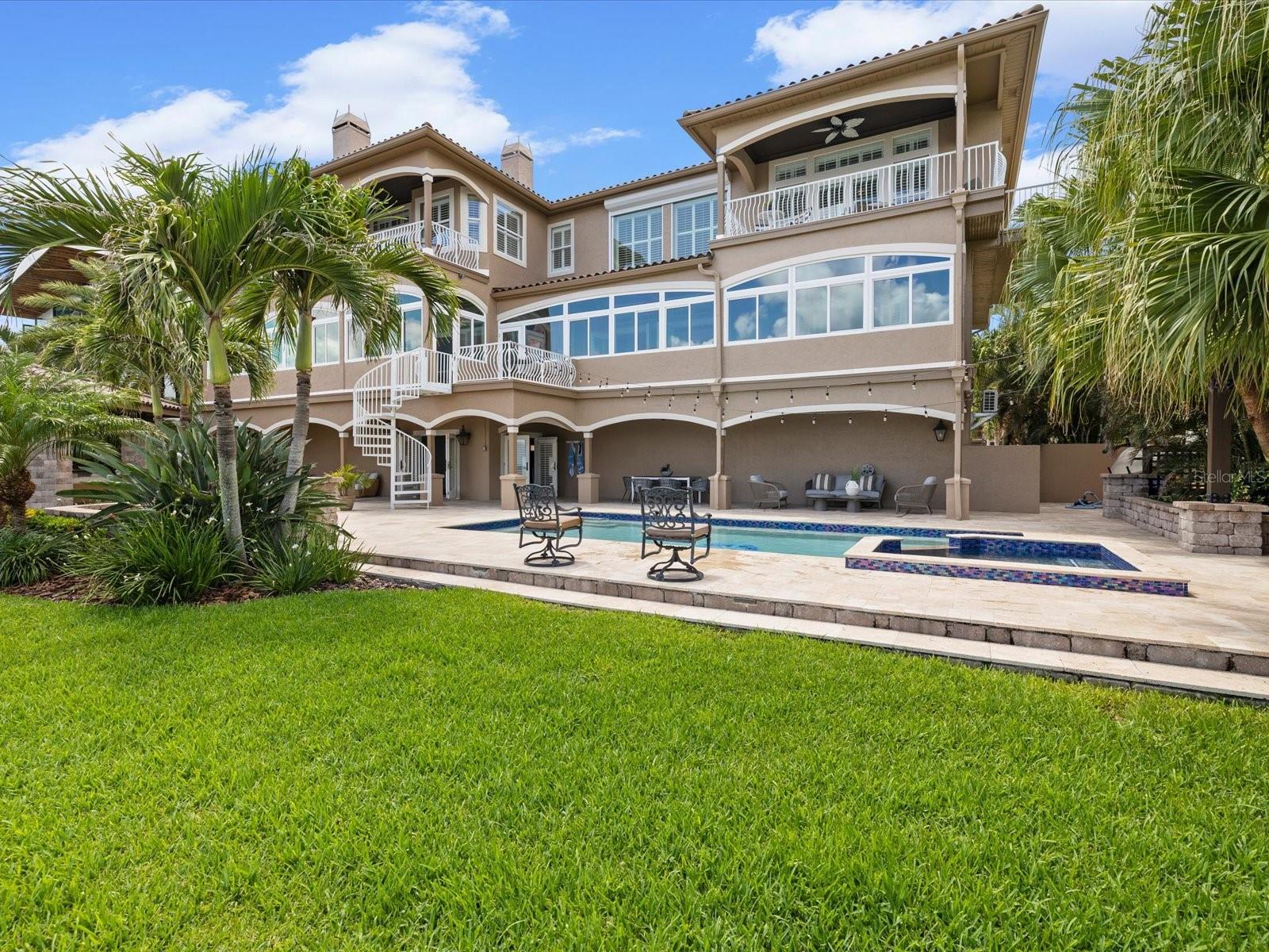 2057 N POINTE ALEXIS DR
