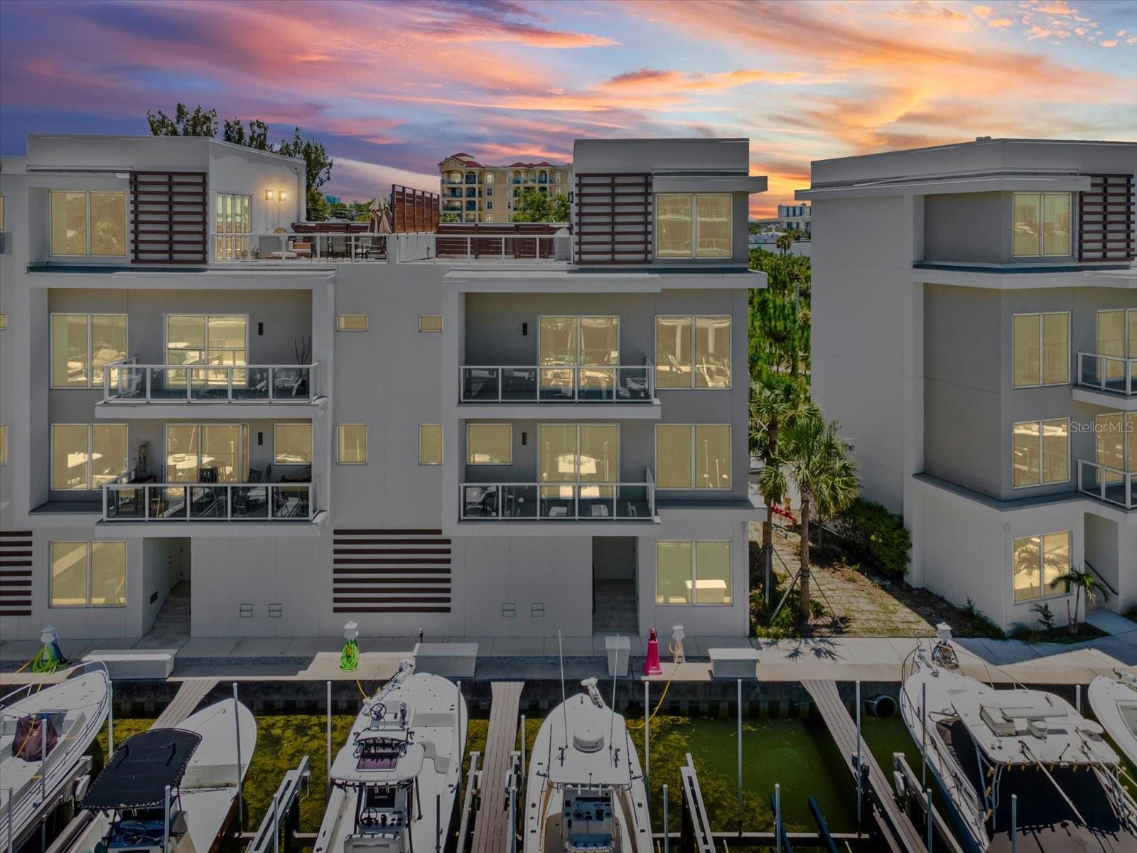 868 N OSCEOLA AVE