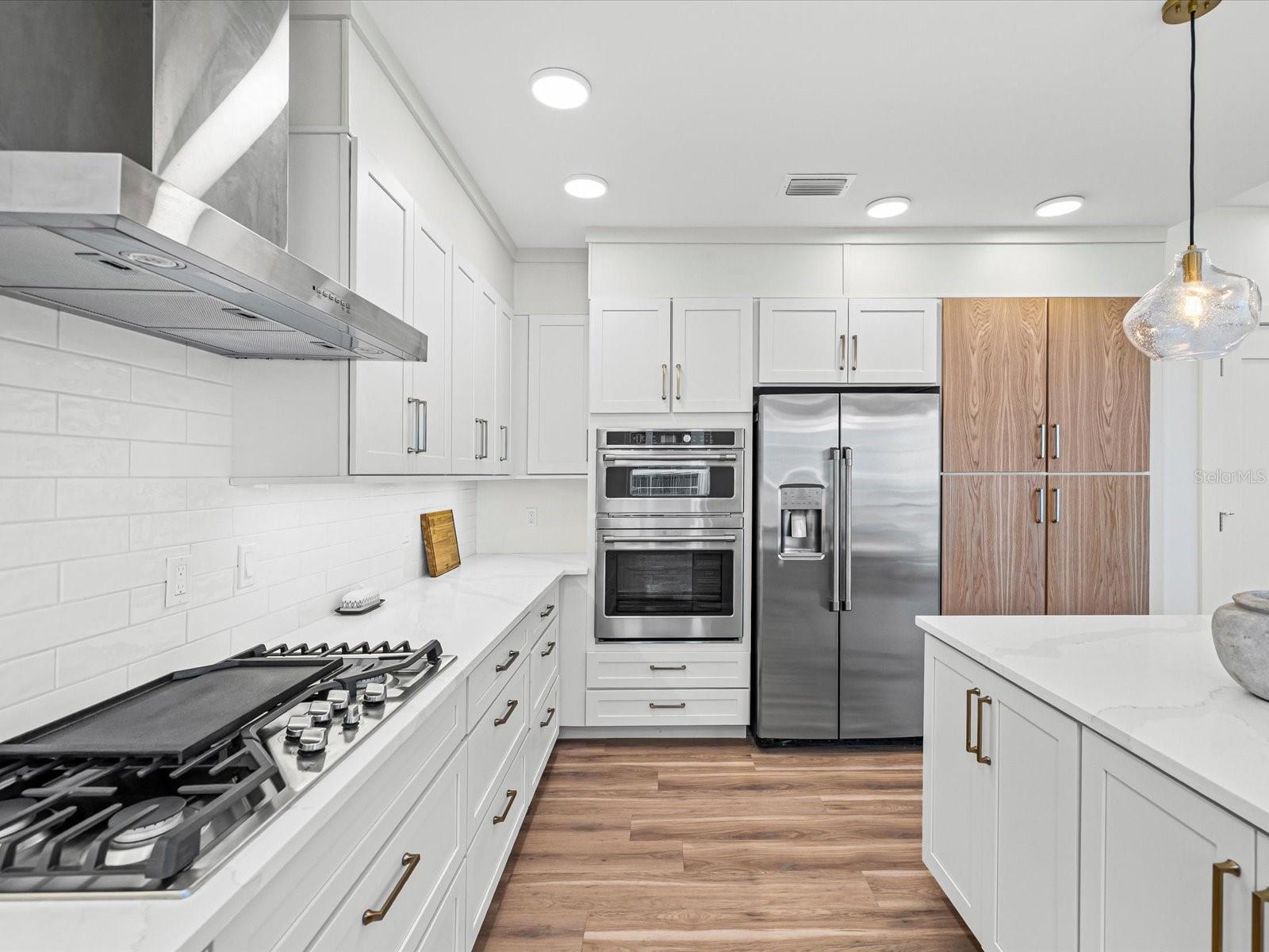 868 N OSCEOLA AVE
