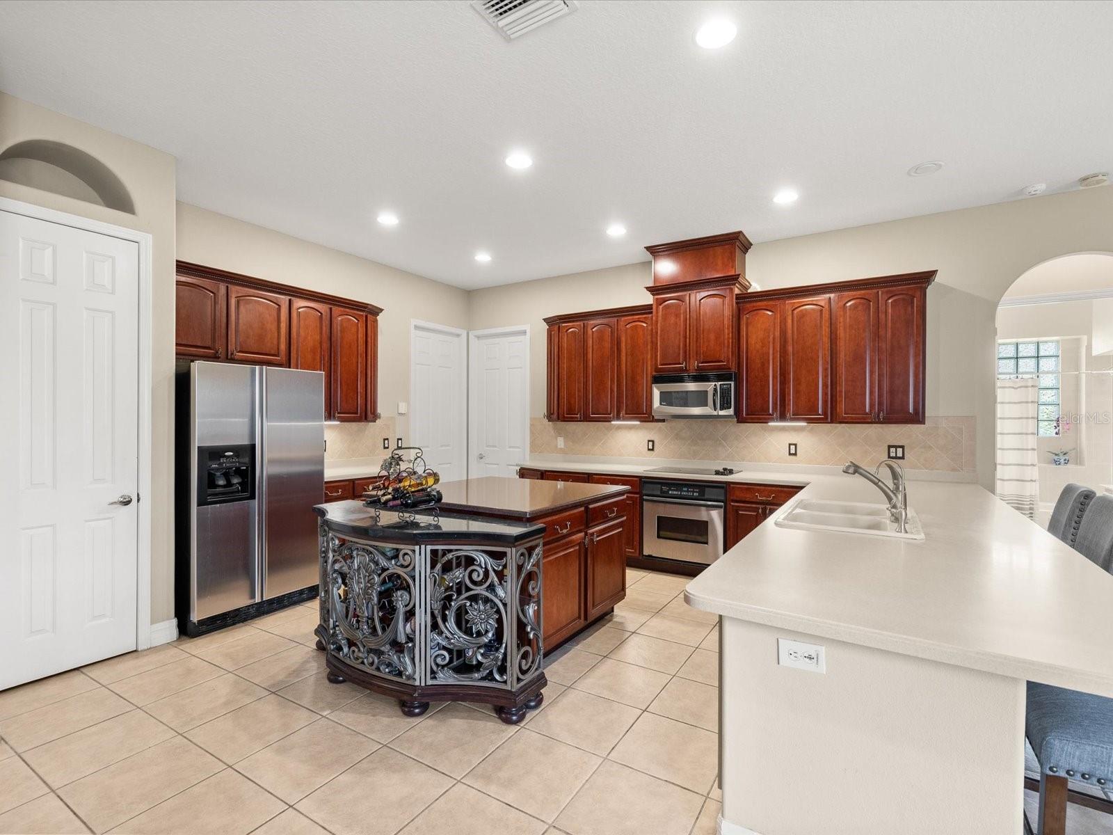 3708 MARBURY CT