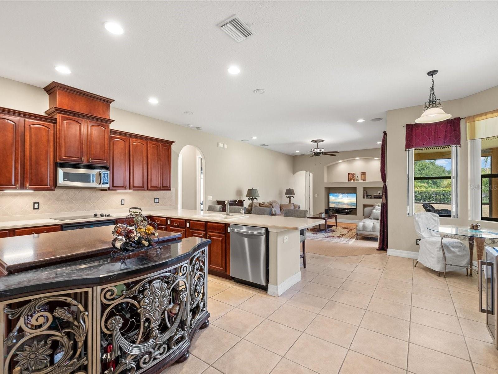 3708 MARBURY CT