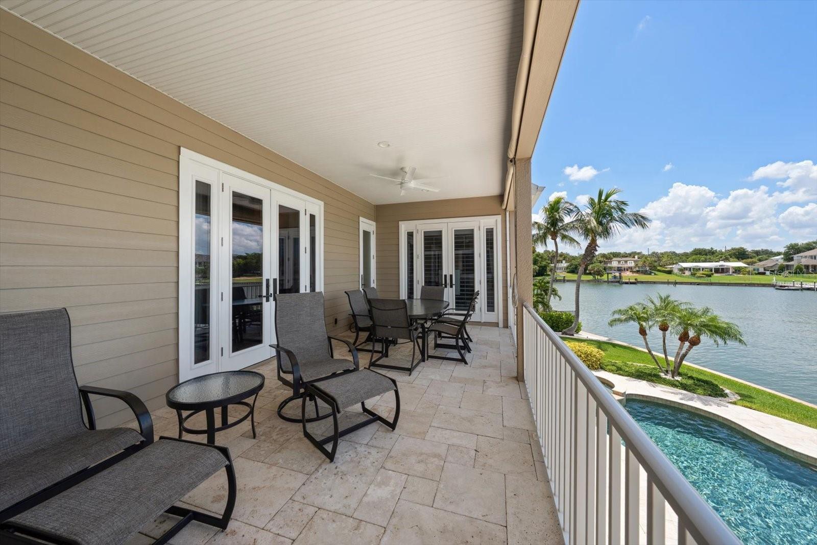 226 POINCIANA LN