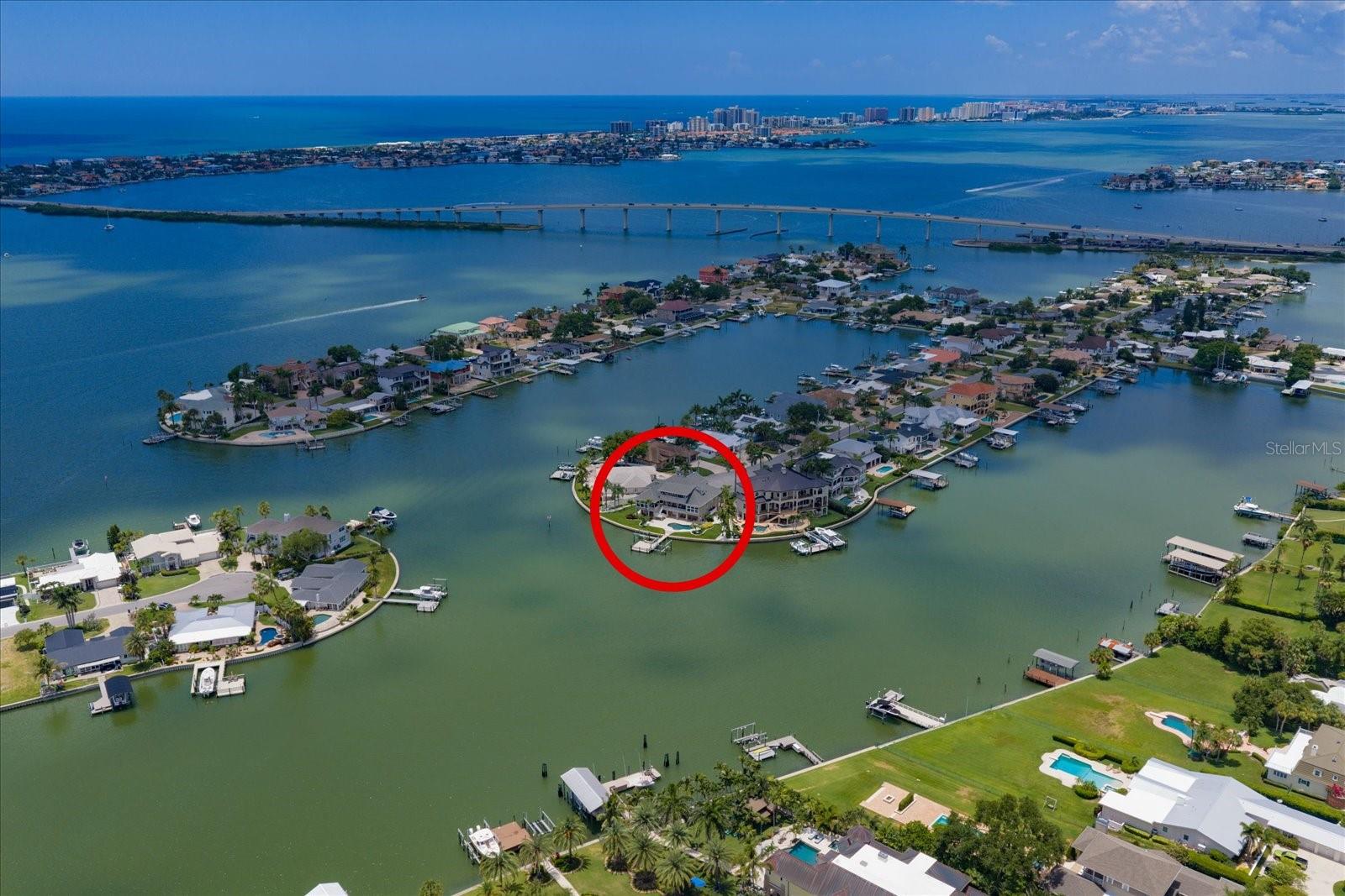 226 POINCIANA LN