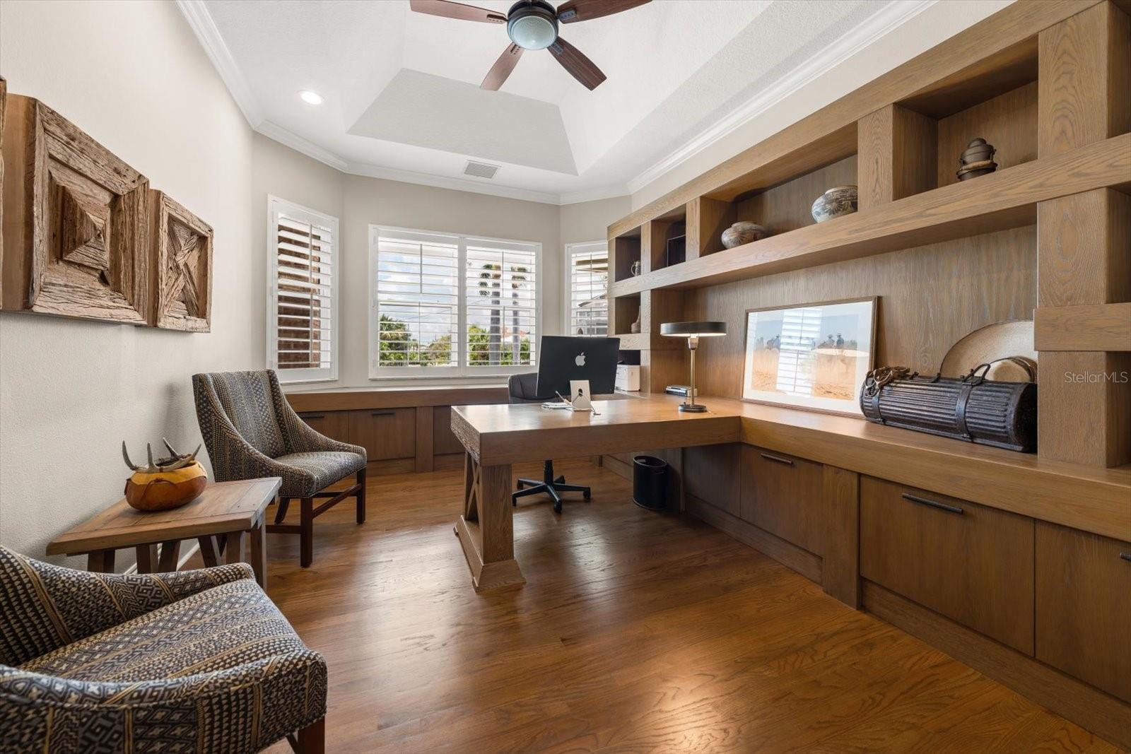 226 POINCIANA LN
