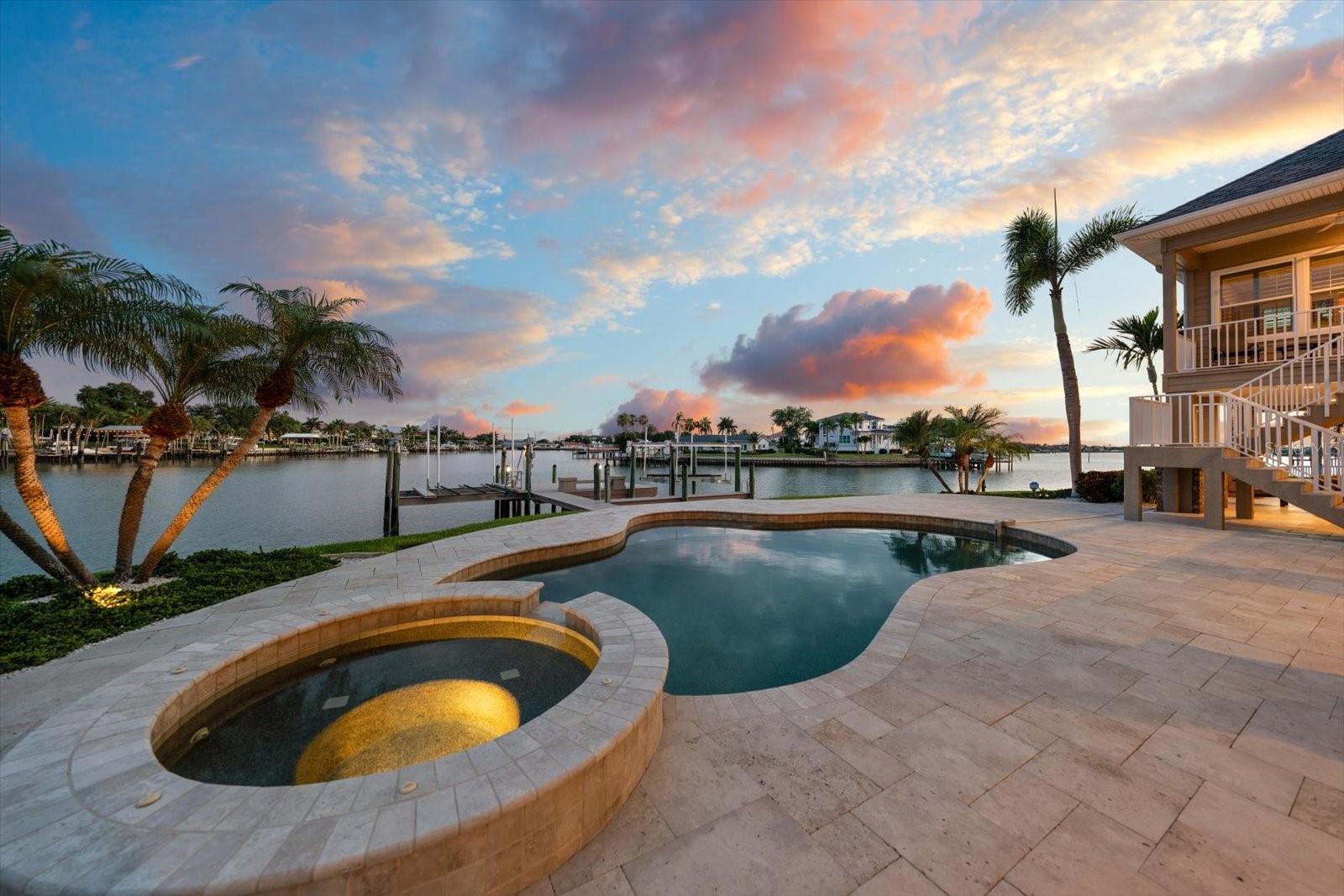 226 POINCIANA LN