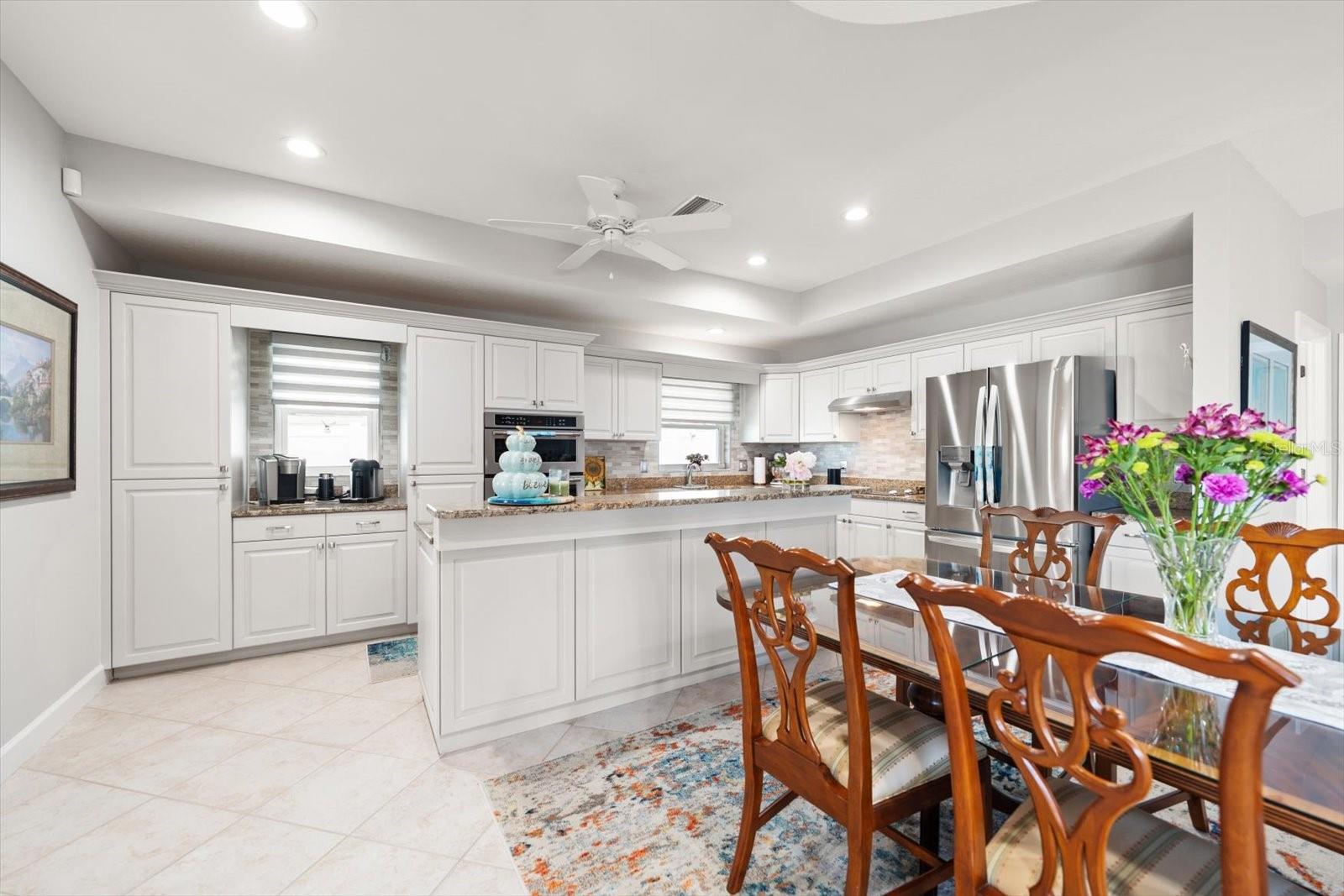 2218 DONATO DR
