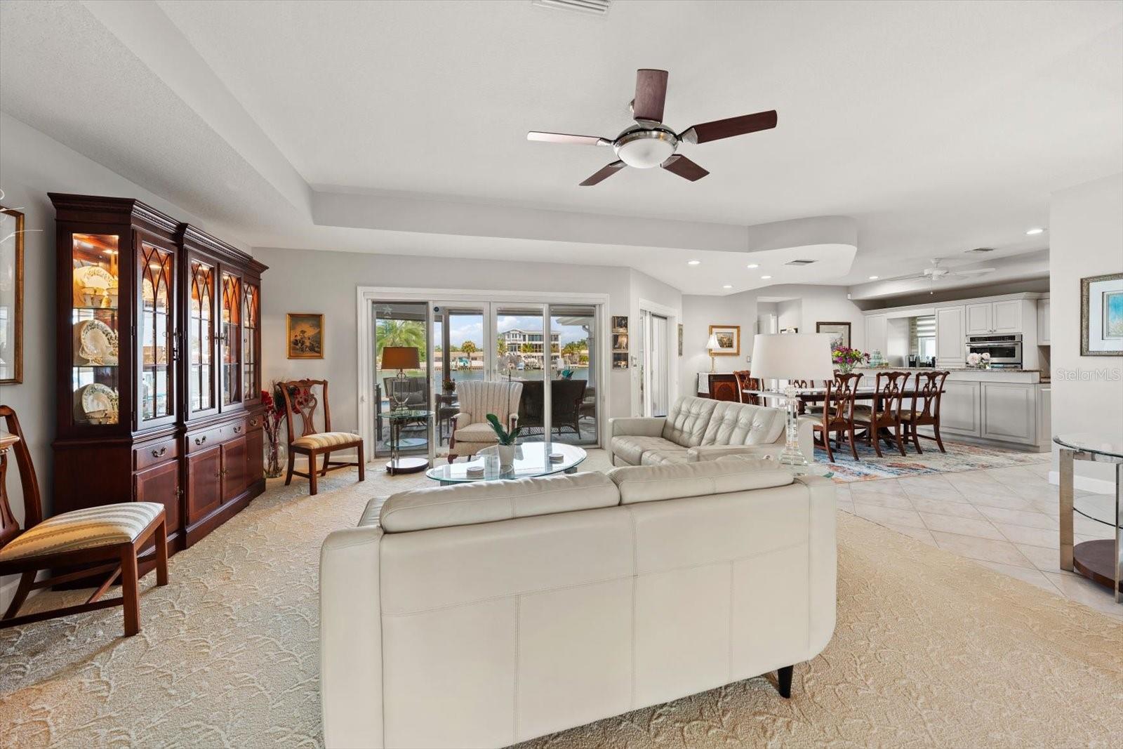 2218 DONATO DR