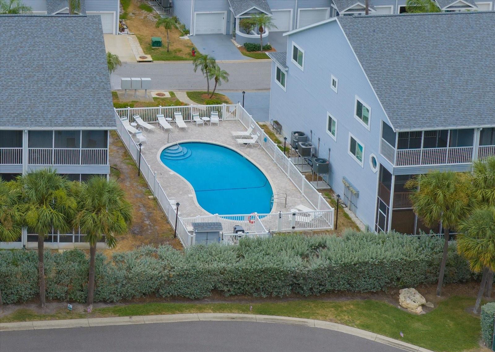 901 HARBOUR HOUSE DR