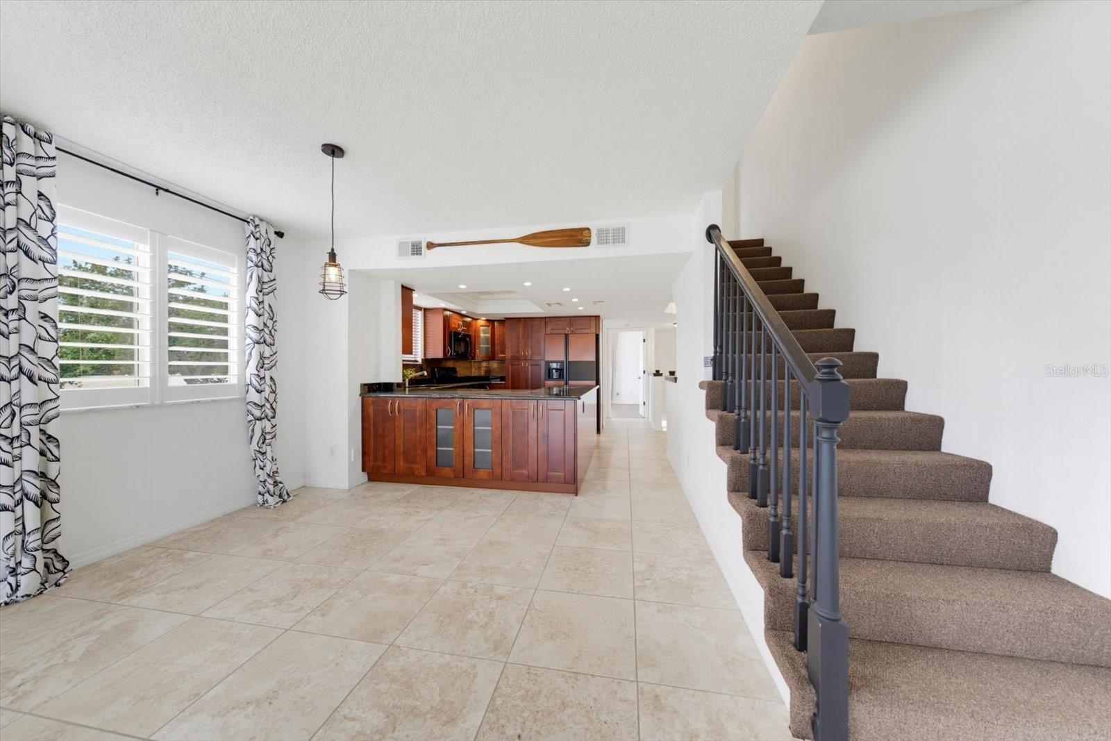 901 HARBOUR HOUSE DR
