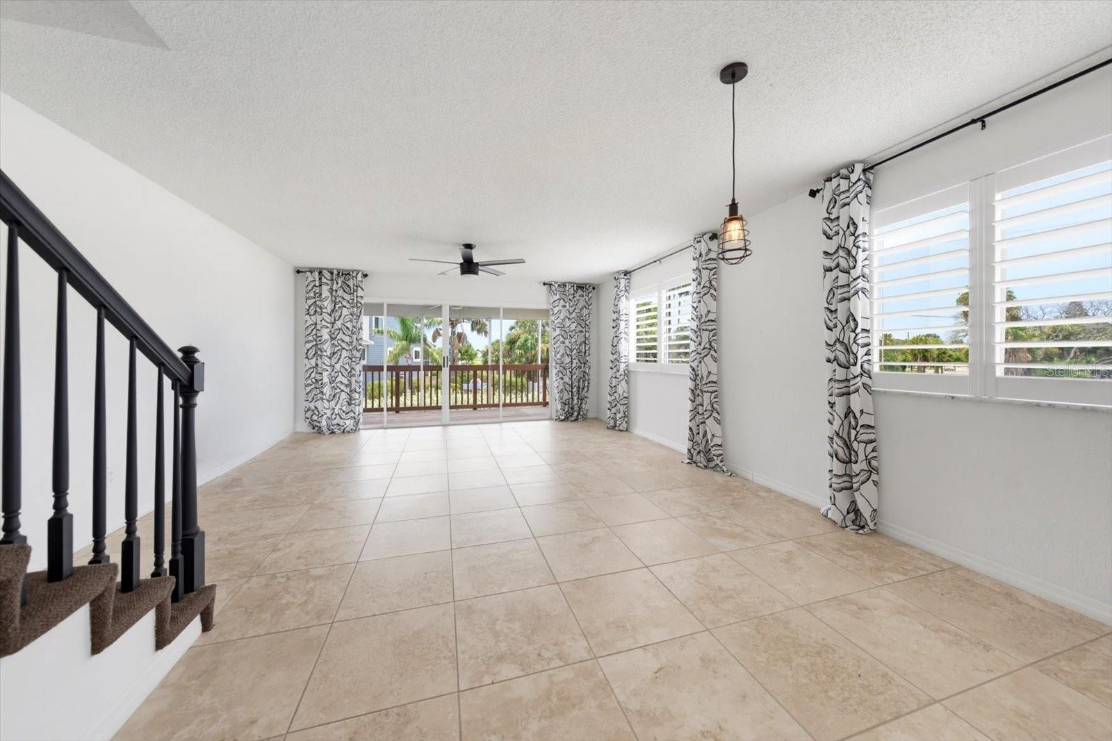 901 HARBOUR HOUSE DR
