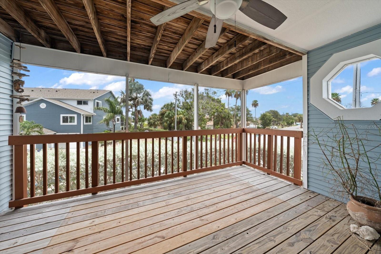 901 HARBOUR HOUSE DR