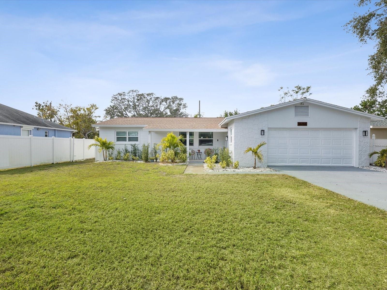 10264 OAKHURST RD
