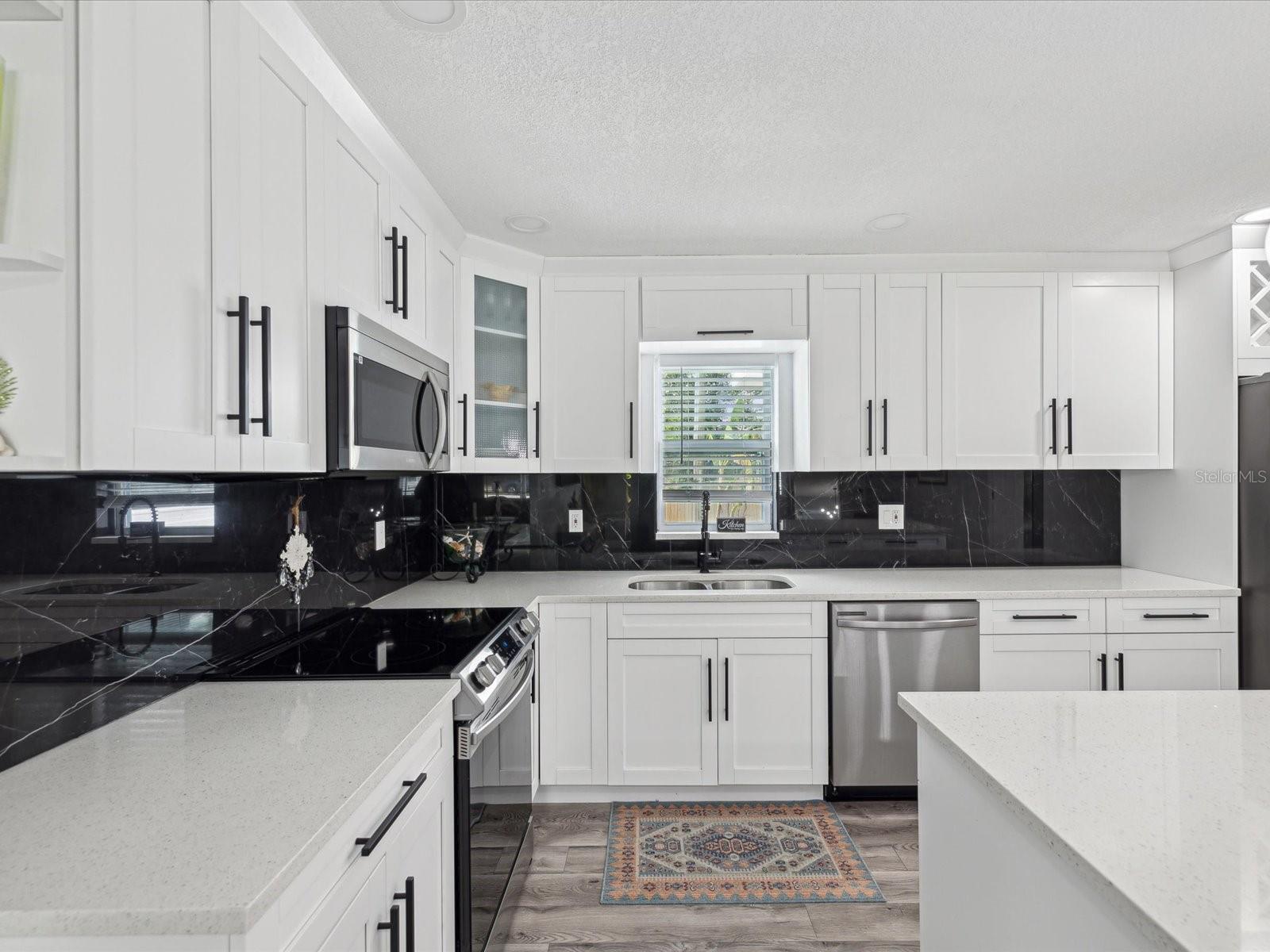 10264 OAKHURST RD