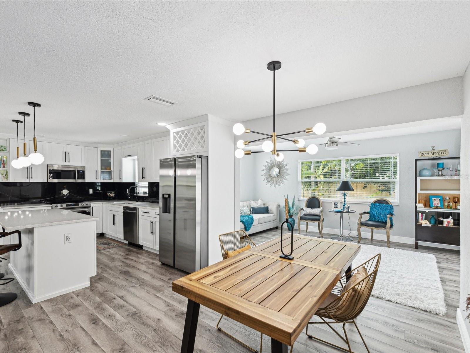 10264 OAKHURST RD
