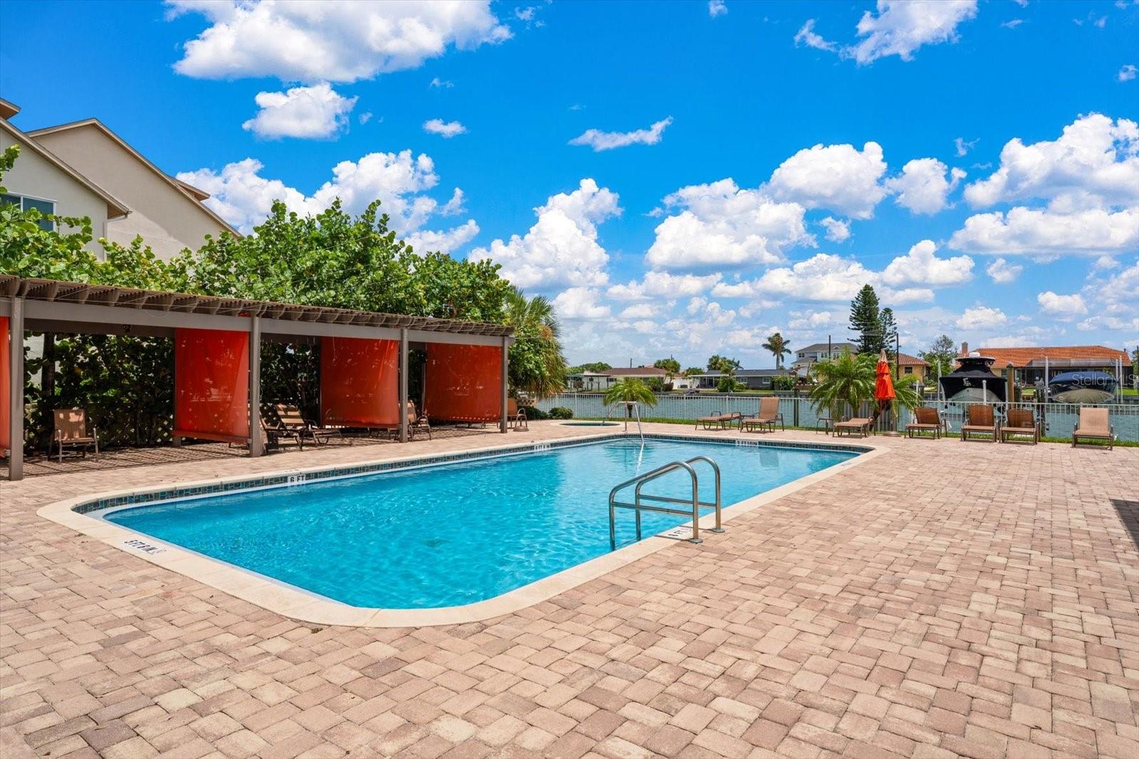 223 ISLAND WAY #2E