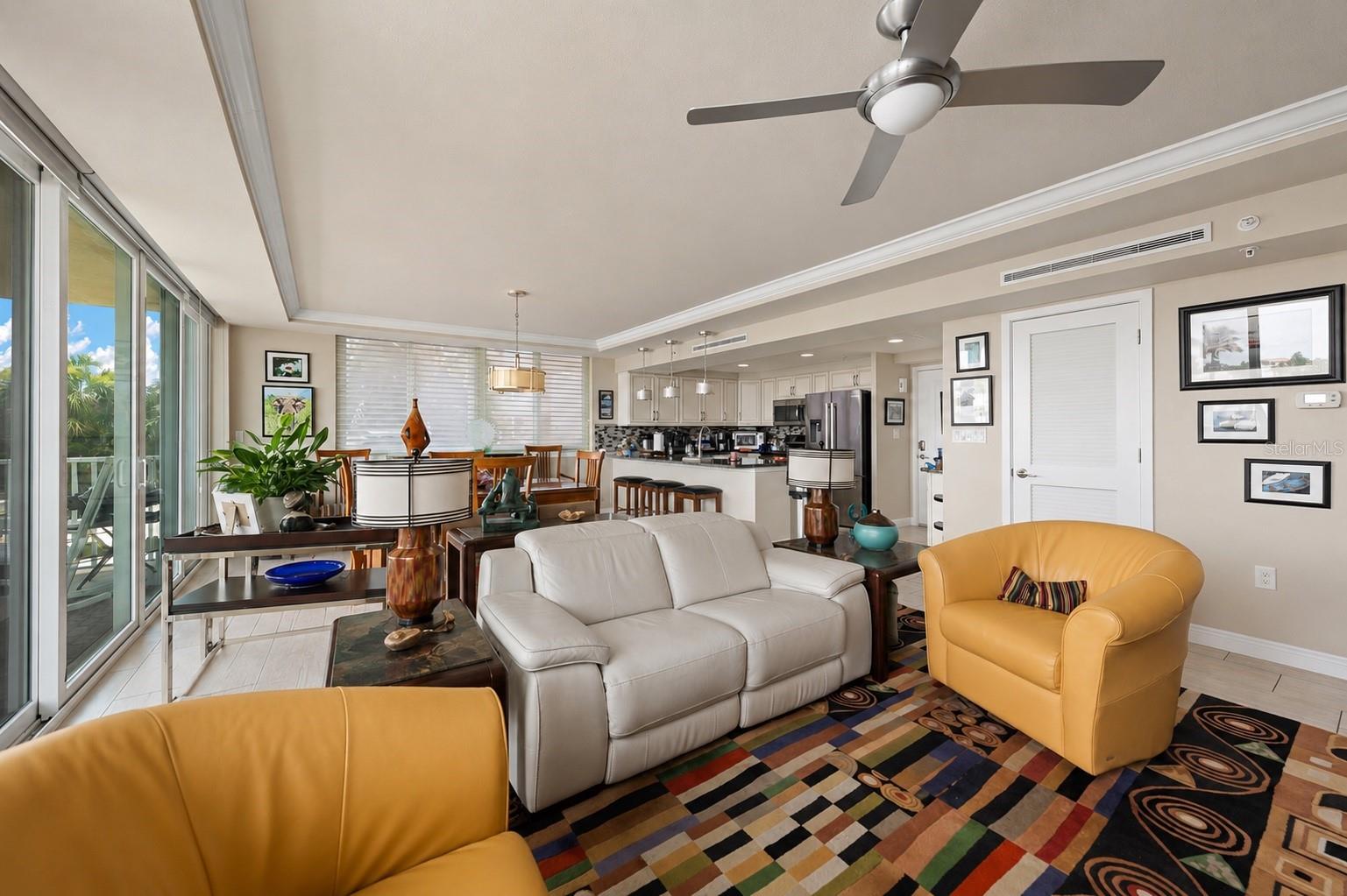 223 ISLAND WAY #2E