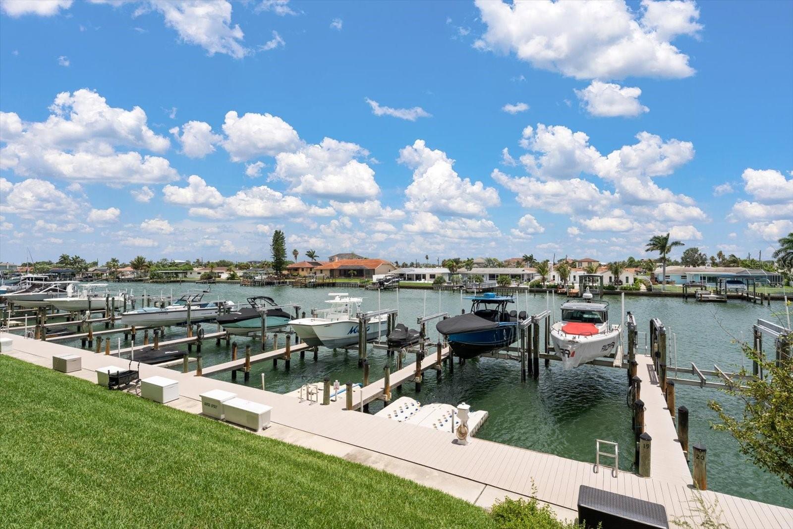 223 ISLAND WAY #2E