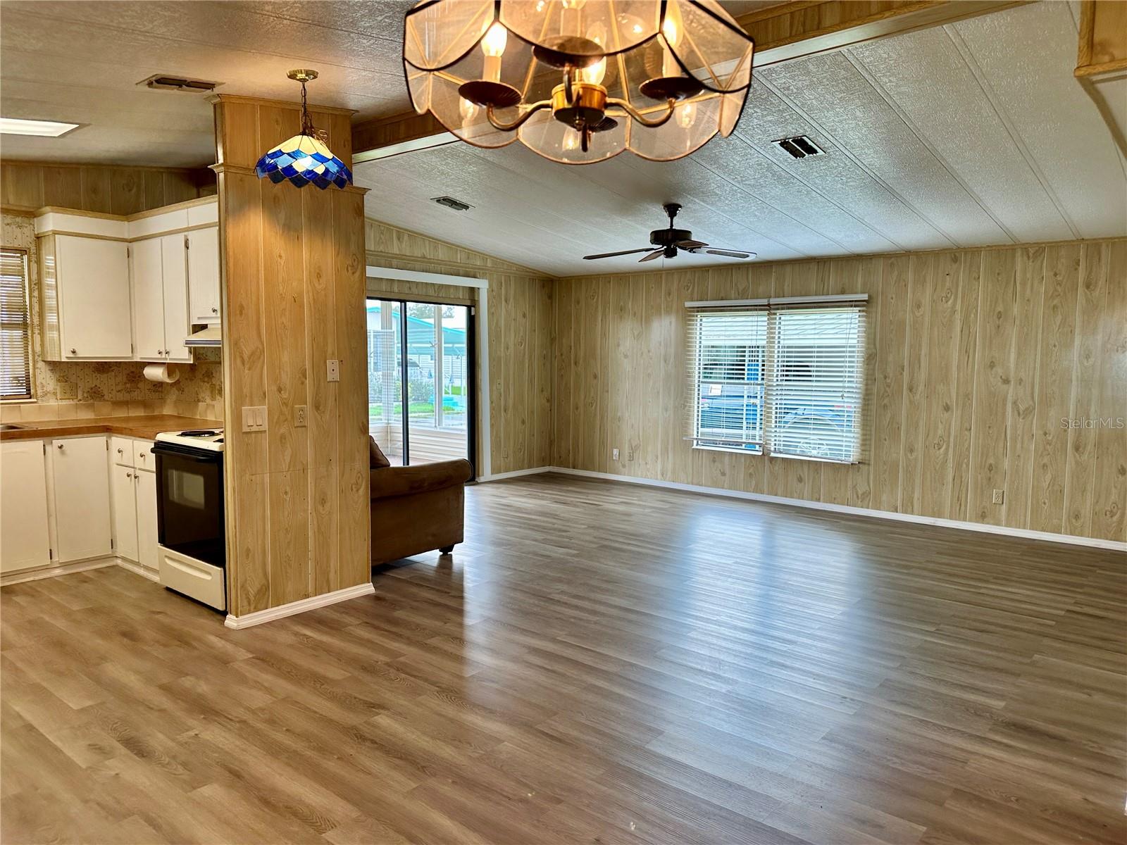 322 BASS CT