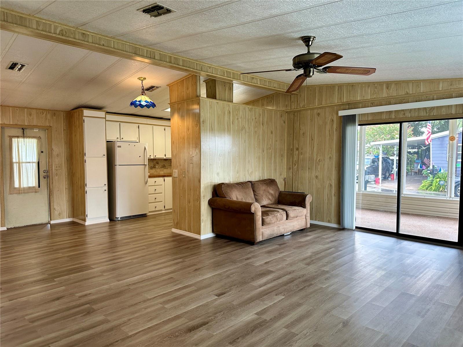 322 BASS CT