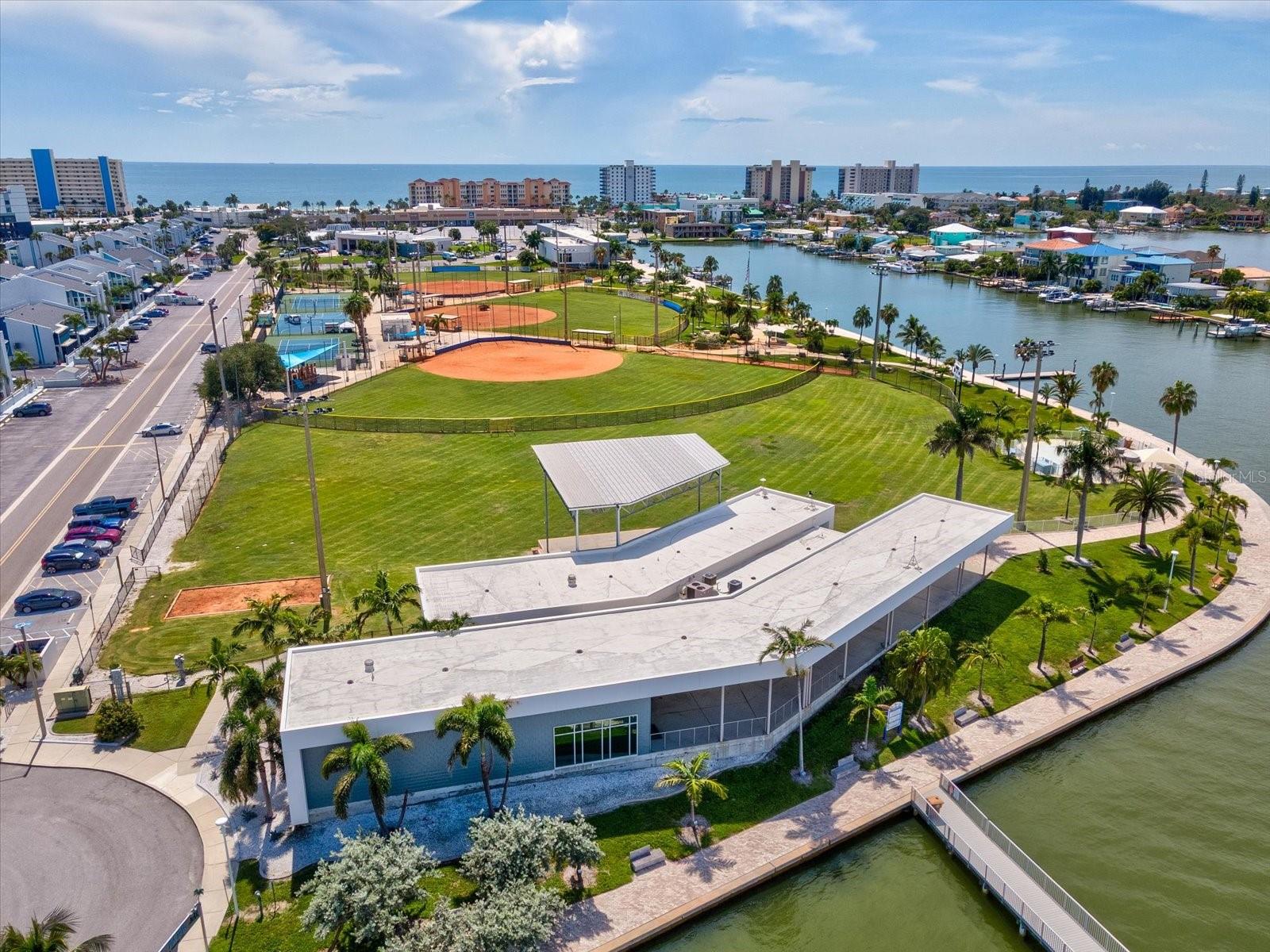 15000 GULF BLVD #807
